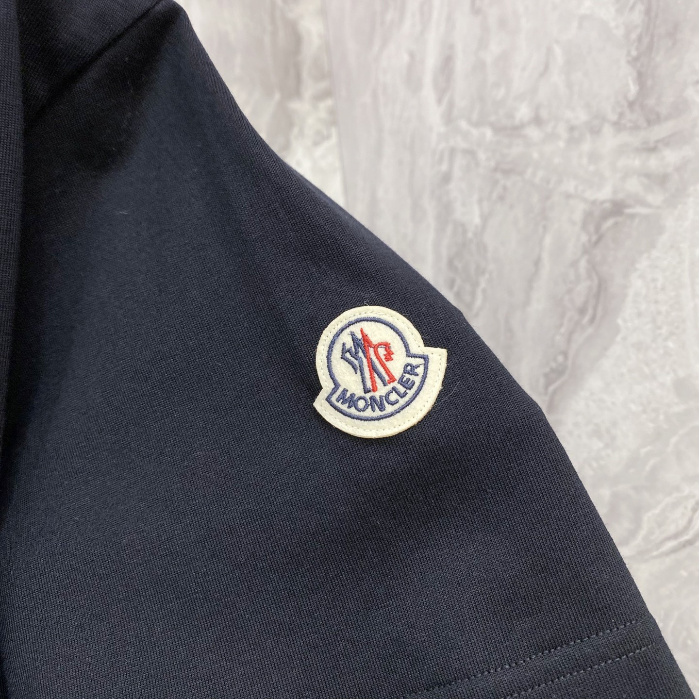 Moncler 蒙口 2026ss 春夏新款首发专柜最新款短袖圆领T恤 高端订制 设计前卫时尚！品牌lo