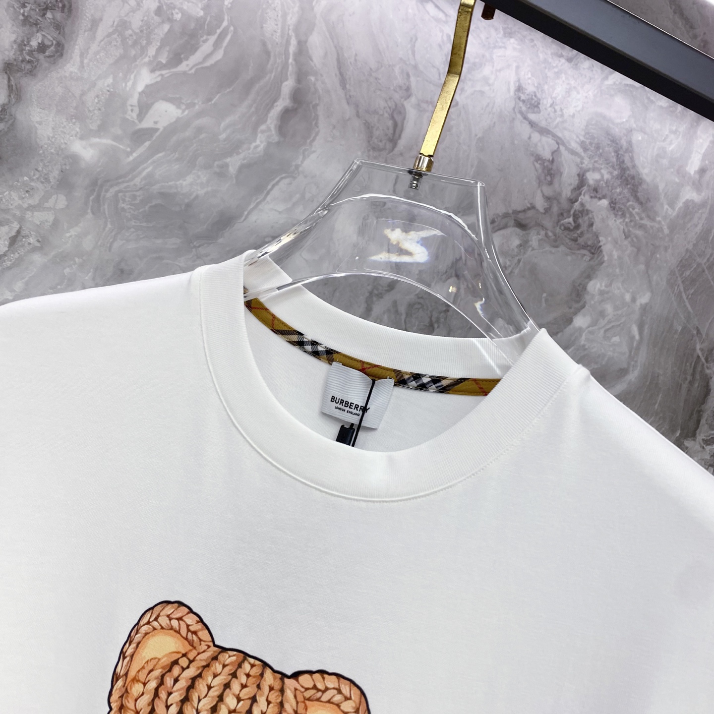 Burberry 巴宝莉 2026ss 春夏新款首发专柜最新款短袖圆领T恤 高端订制 设计前卫时尚！品牌
