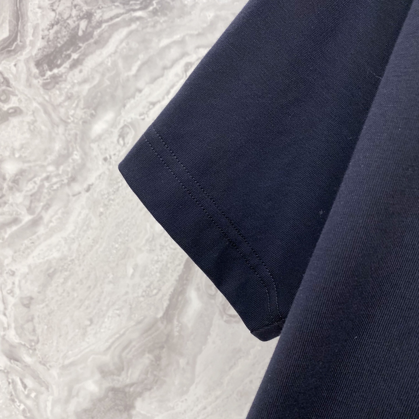 Moncler 蒙口 2026ss 春夏新款首发专柜最新款短袖圆领T恤 高端订制 设计前卫时尚！品牌lo