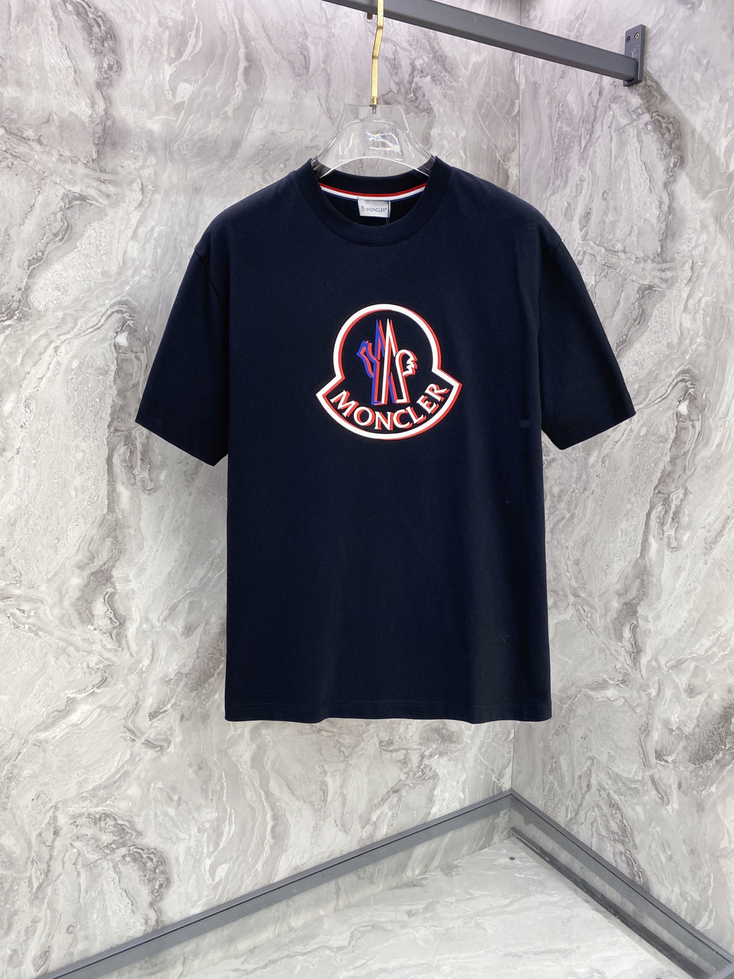 Moncler 蒙口 2026ss 春夏新款首发专柜最新款短袖圆领T恤 高端订制 设计前卫时尚！品牌lo