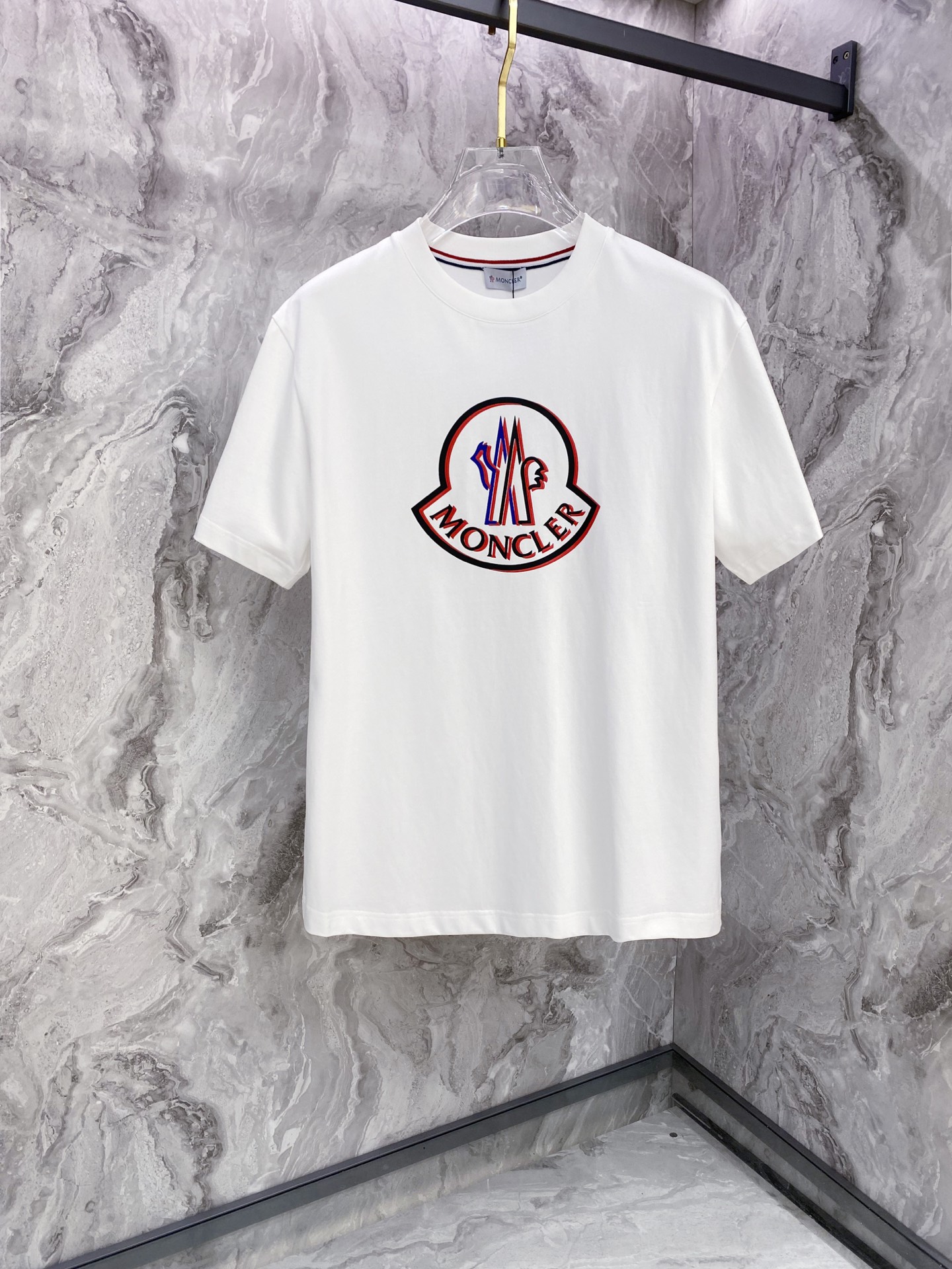 Moncler 蒙口 2026ss 春夏新款首发专柜最新款短袖圆领T恤 高端订制 设计前卫时尚！品牌lo