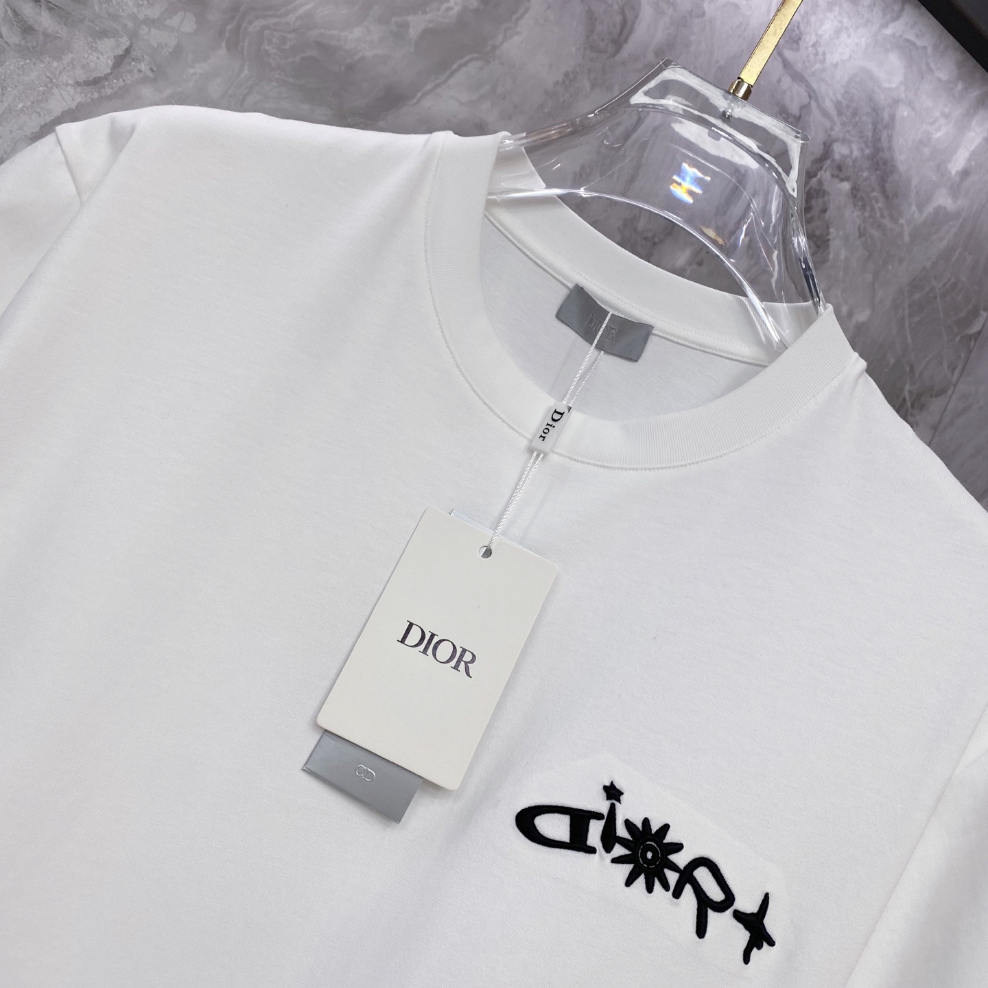 Dior 迪奥 2026ss 春夏新款首发专柜最新款短袖圆领T恤 高端订制 设计前卫时尚！品牌logo重