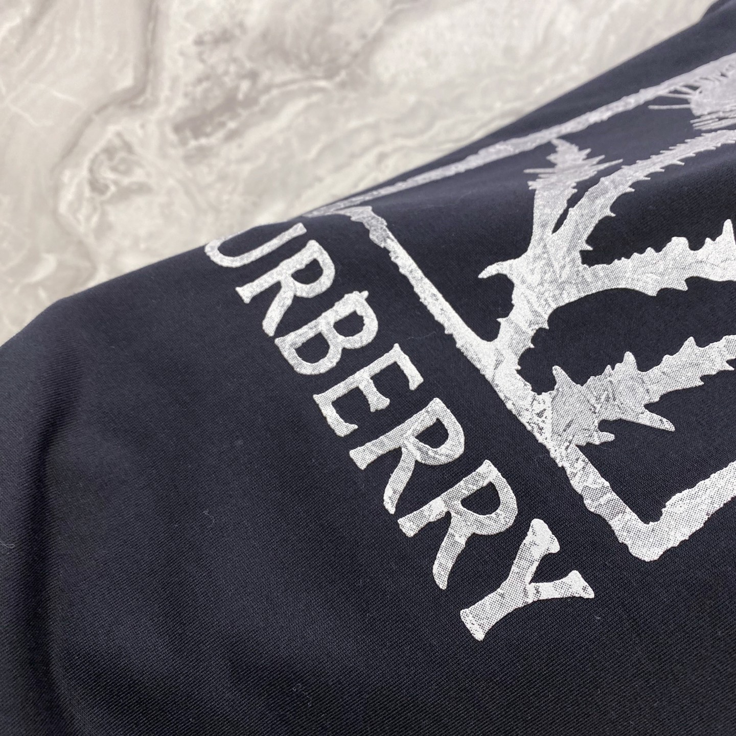 Burberry 巴宝莉 2026ss 春夏新款首发专柜最新款短袖圆领T恤 高端订制 设计前卫时尚！品牌