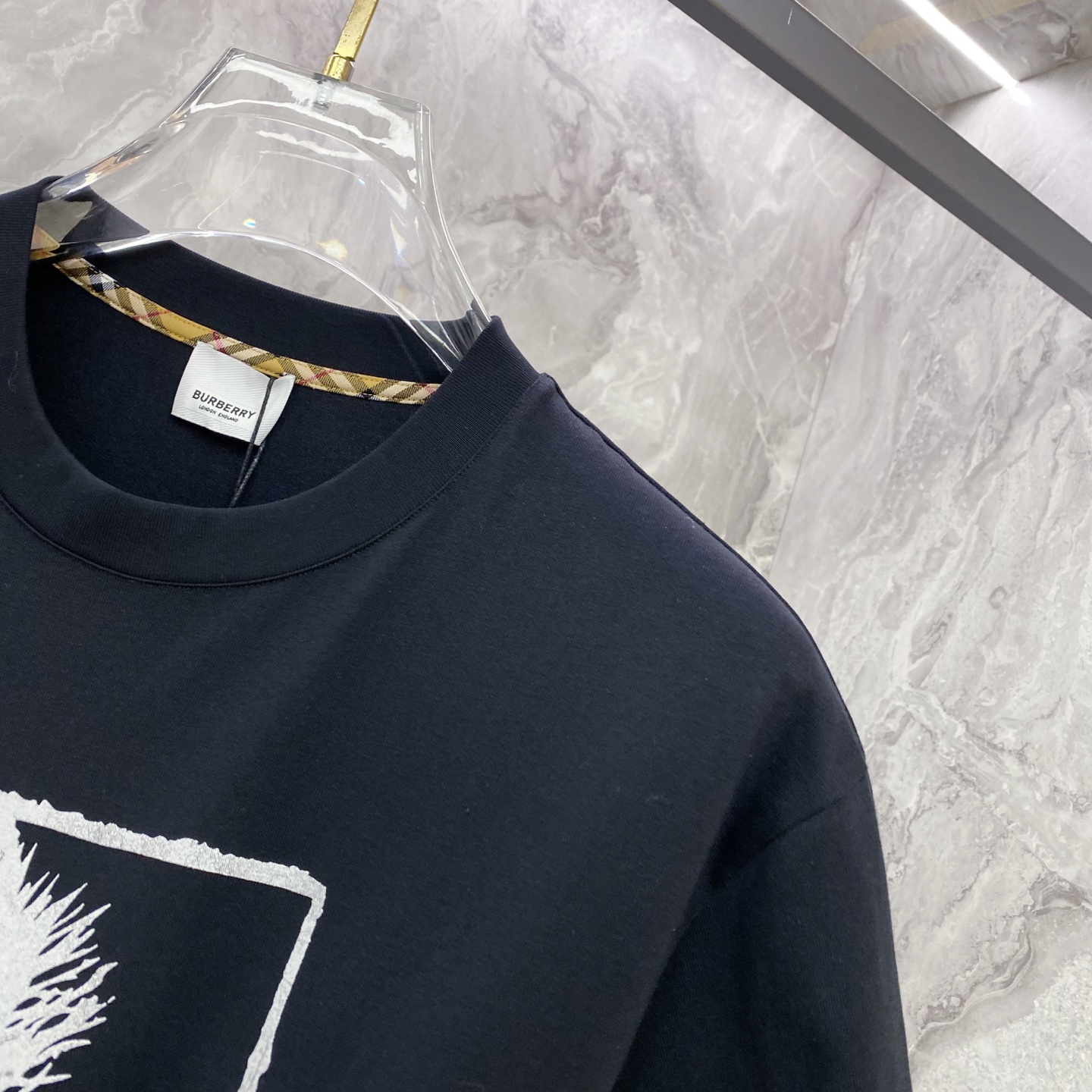 Burberry 巴宝莉 2026ss 春夏新款首发专柜最新款短袖圆领T恤 高端订制 设计前卫时尚！品牌