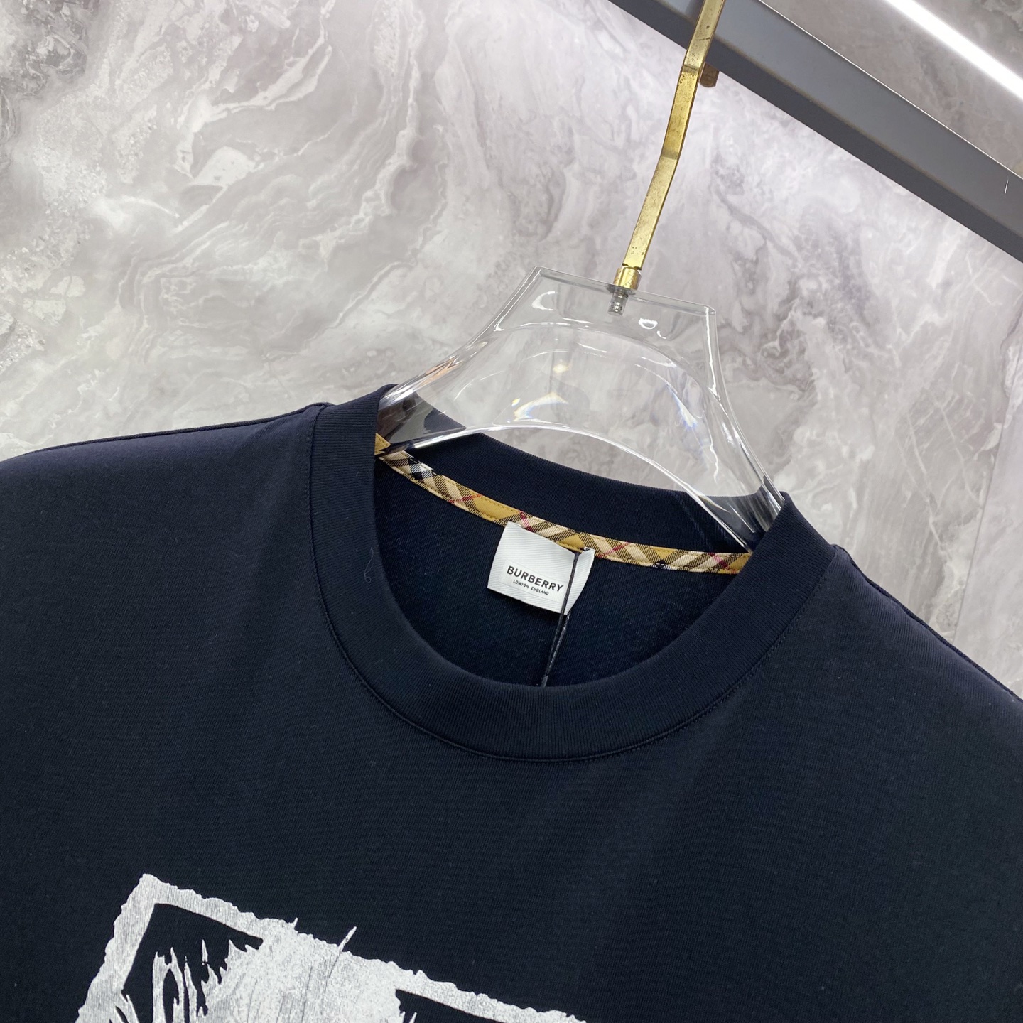 Burberry 巴宝莉 2026ss 春夏新款首发专柜最新款短袖圆领T恤 高端订制 设计前卫时尚！品牌