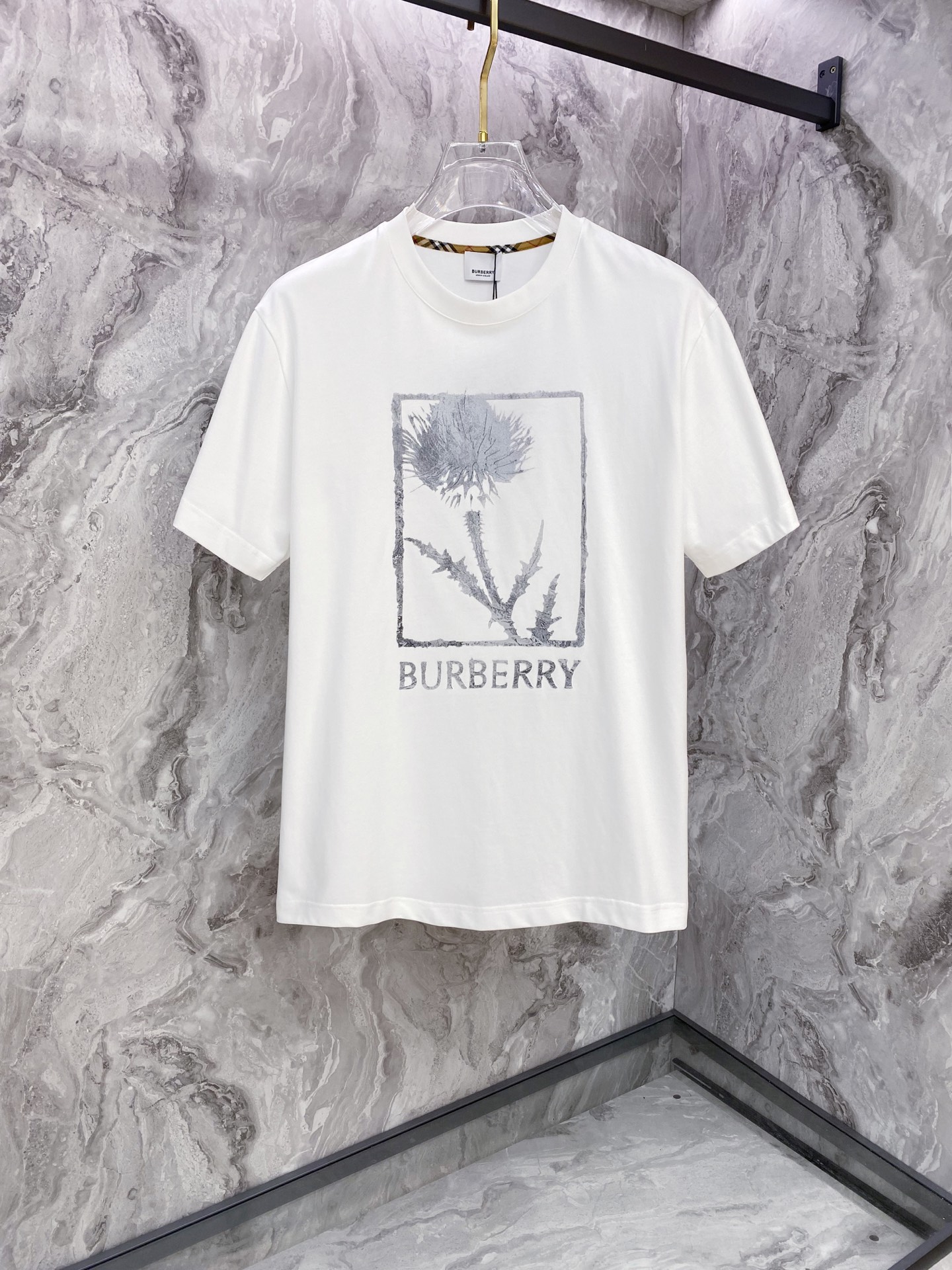 Burberry 巴宝莉 2026ss 春夏新款首发专柜最新款短袖圆领T恤 高端订制 设计前卫时尚！品牌