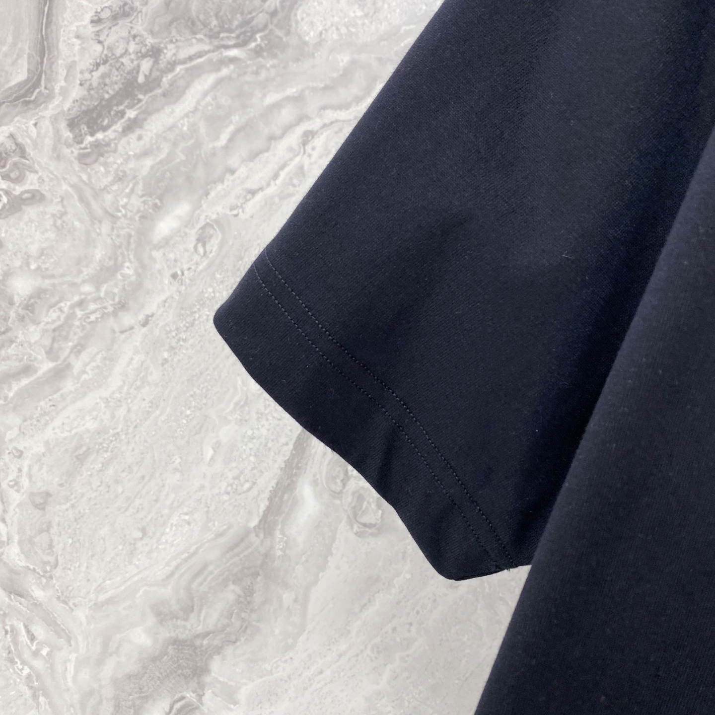 Burberry 巴宝莉 2026ss 春夏新款首发专柜最新款短袖圆领T恤 高端订制 设计前卫时尚！品牌