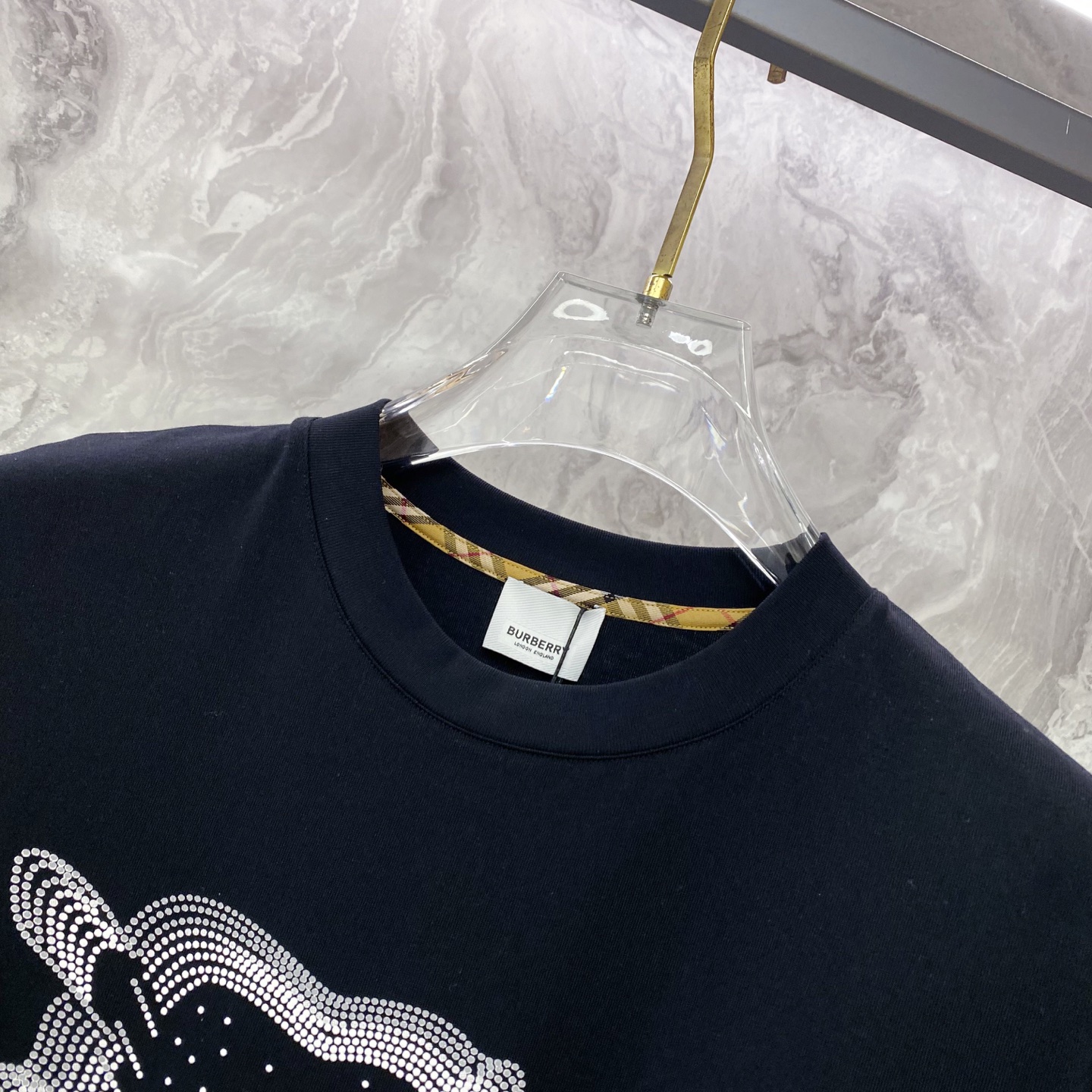 Burberry 巴宝莉 2026ss 春夏新款首发专柜最新款短袖圆领T恤 高端订制 设计前卫时尚！品牌