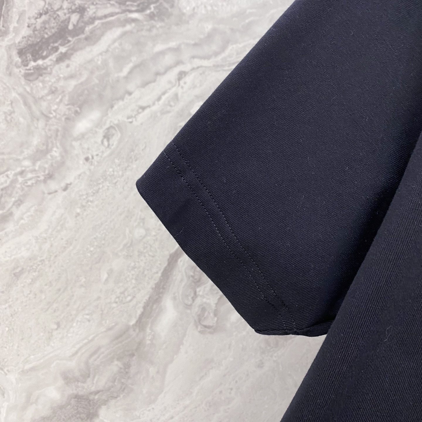 Dior 迪奥 2026ss 春夏新款首发专柜最新款短袖圆领T恤 高端订制 设计前卫时尚！品牌logo重