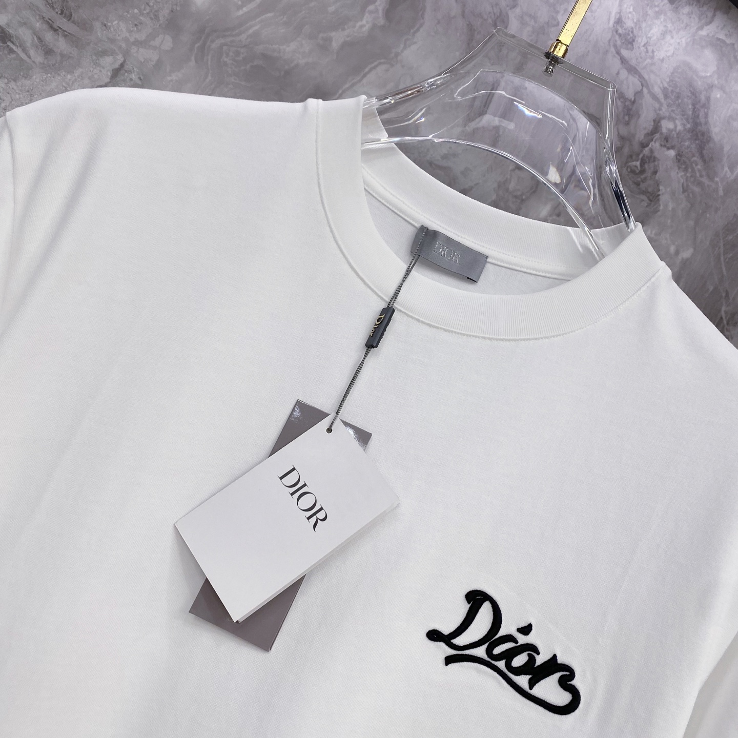 Dior 迪奥 2026ss 春夏新款首发专柜最新款短袖圆领T恤 高端订制 设计前卫时尚！品牌logo重