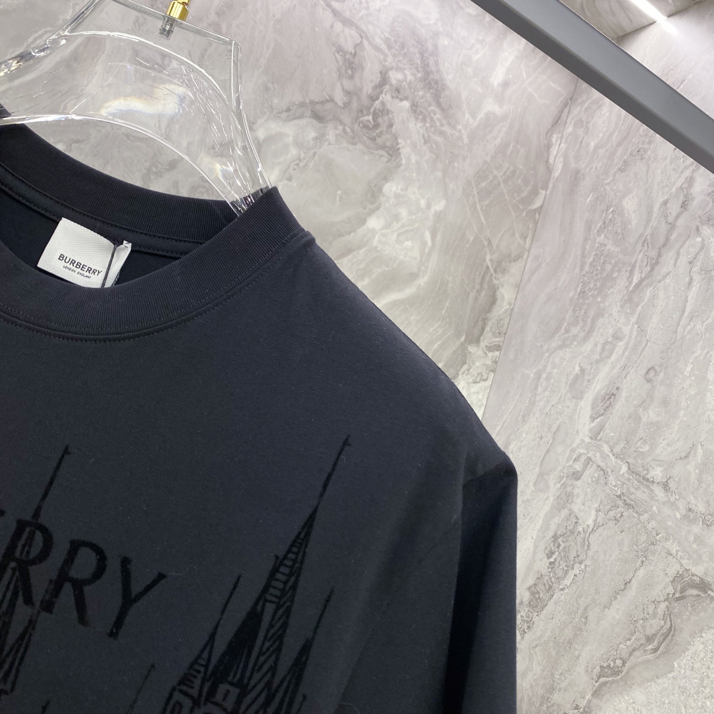 Burberry 巴宝莉 2026ss 春夏新款首发专柜最新款短袖圆领T恤 高端订制 设计前卫时尚！品牌