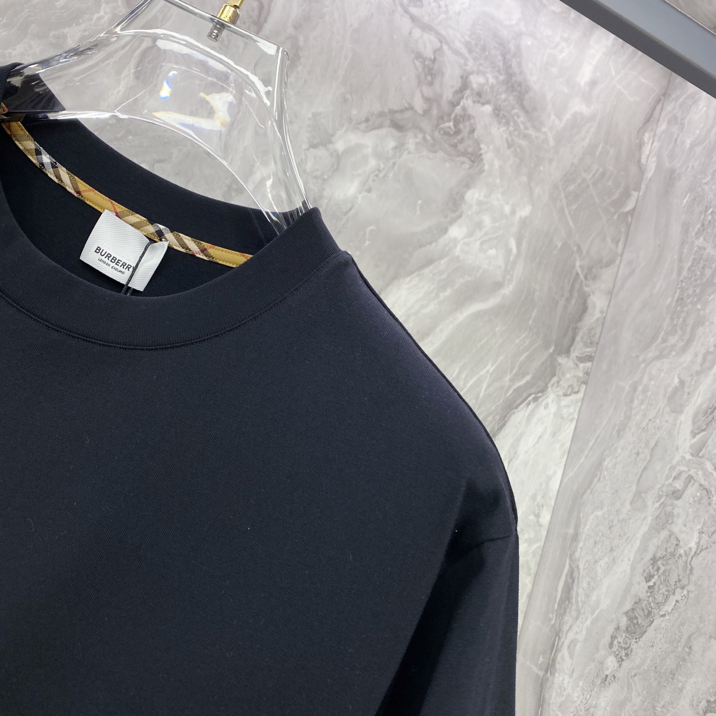 Burberry 巴宝莉 2026ss 春夏新款首发专柜最新款短袖圆领T恤 高端订制 设计前卫时尚！品牌