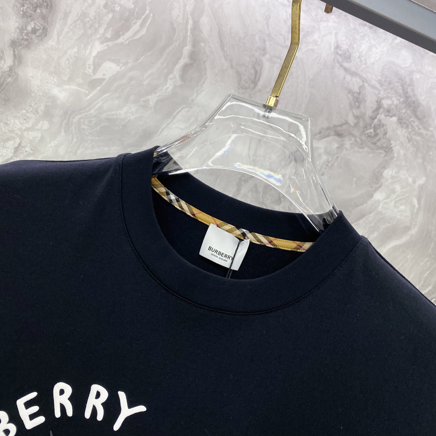 Burberry 巴宝莉 2026ss 春夏新款首发专柜最新款短袖圆领T恤 高端订制 设计前卫时尚！品牌