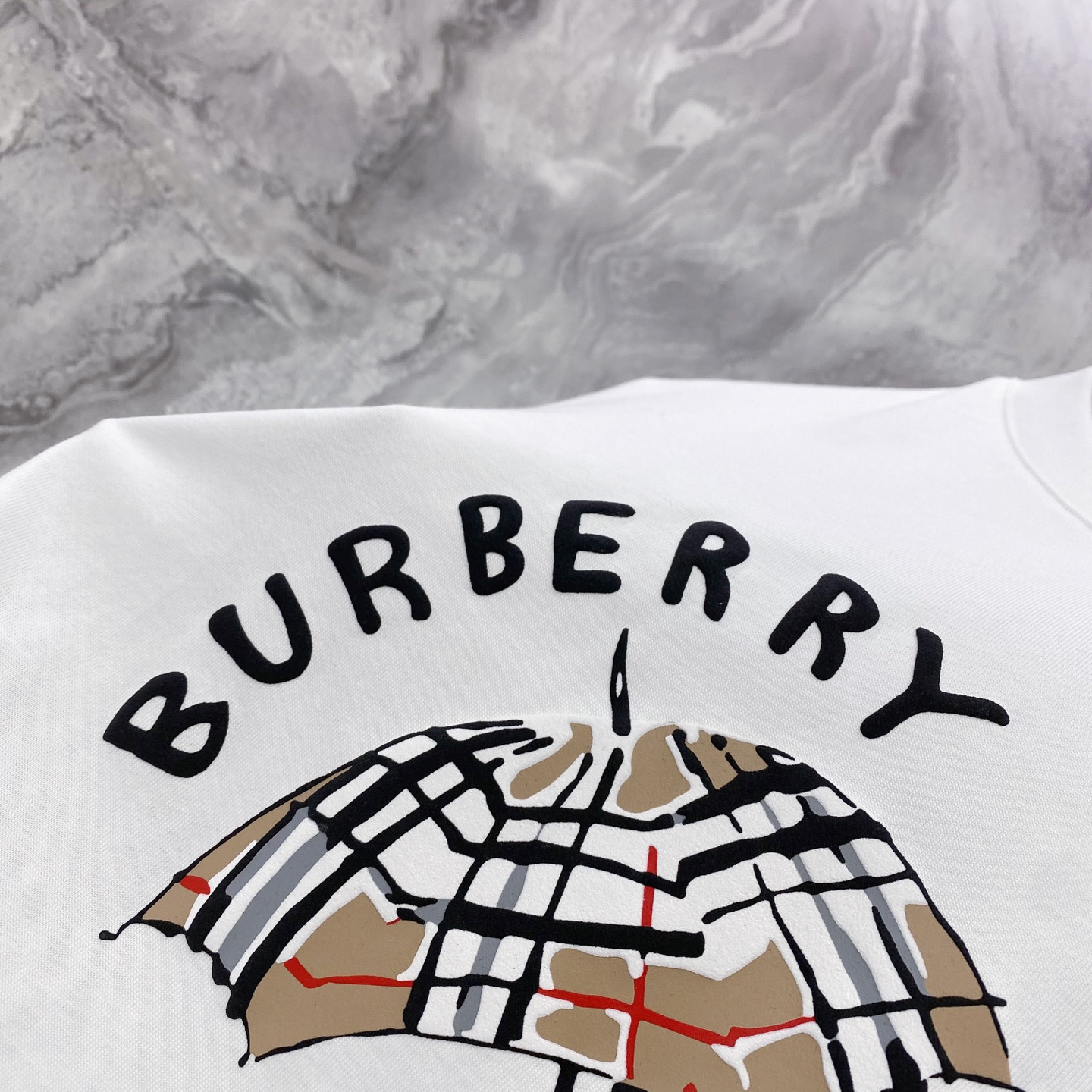 Burberry 巴宝莉 2026ss 春夏新款首发专柜最新款短袖圆领T恤 高端订制 设计前卫时尚！品牌