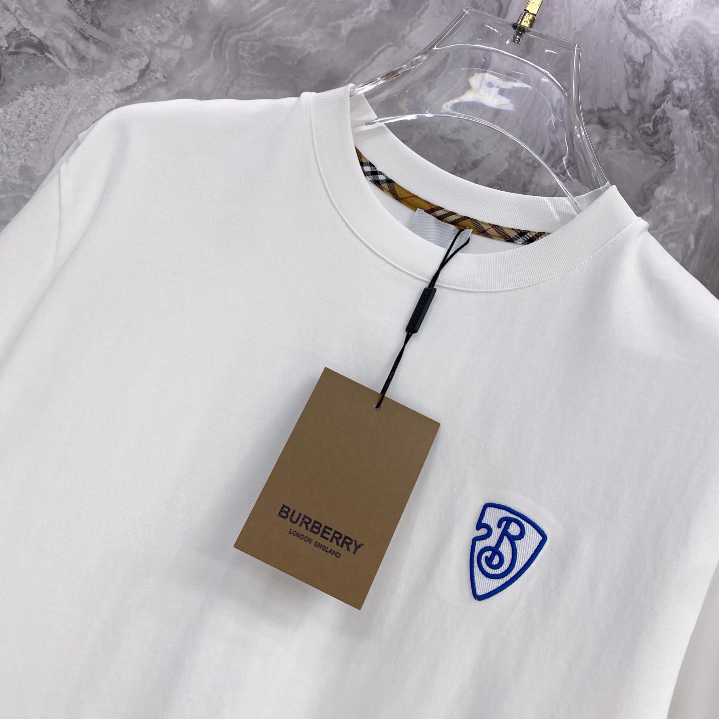 Burberry 巴宝莉 2026ss 春夏新款首发专柜最新款短袖圆领T恤 高端订制 设计前卫时尚！品牌