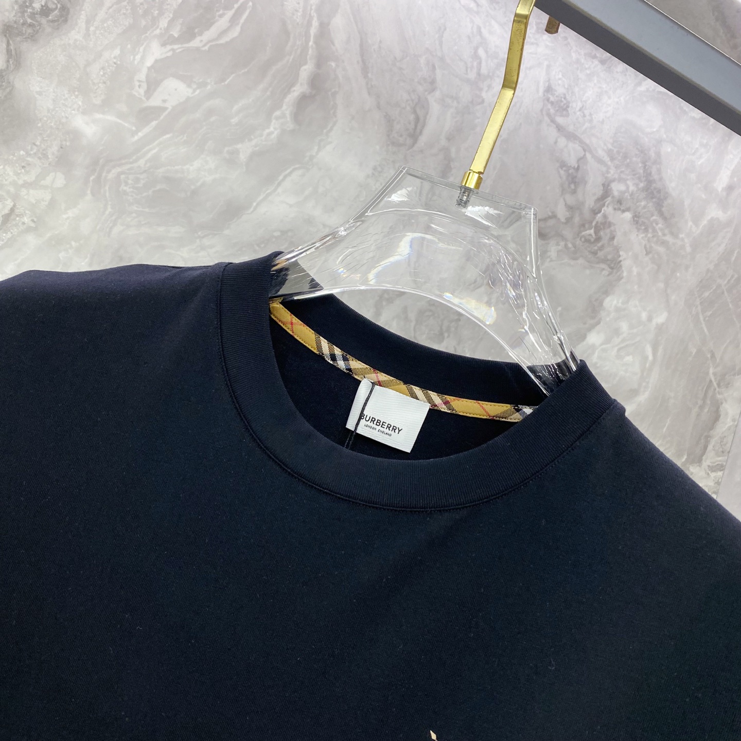 Burberry 巴宝莉 2026ss 春夏新款首发专柜最新款短袖圆领T恤 高端订制 设计前卫时尚！品牌