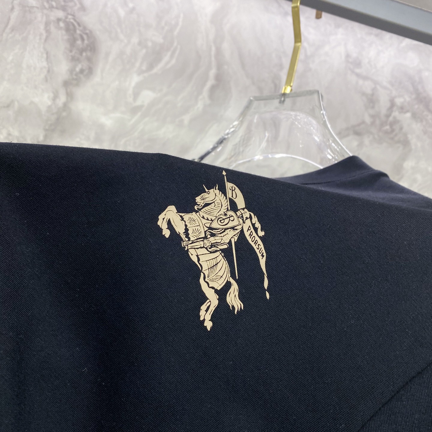 Burberry 巴宝莉 2026ss 春夏新款首发专柜最新款短袖圆领T恤 高端订制 设计前卫时尚！品牌