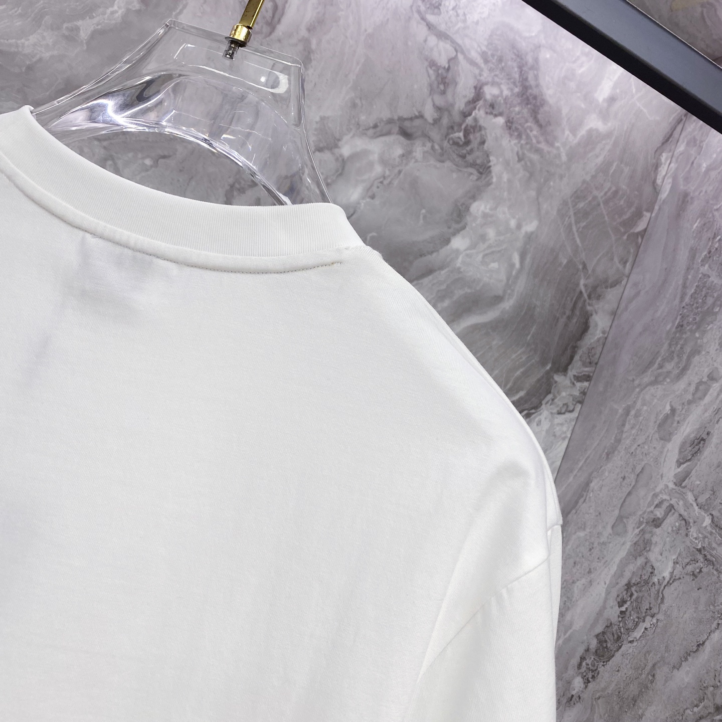 Burberry 巴宝莉 2026ss 春夏新款首发专柜最新款短袖圆领T恤 高端订制 设计前卫时尚！品牌