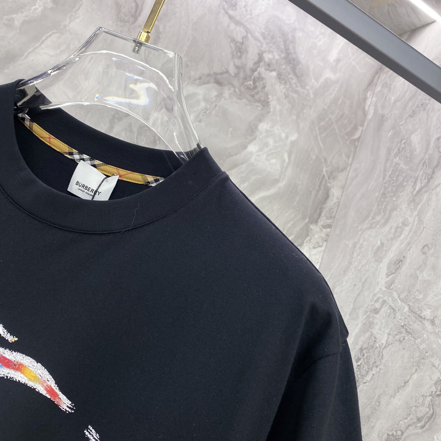 Burberry 巴宝莉 2026ss 春夏新款首发专柜最新款短袖圆领T恤 高端订制 设计前卫时尚！品牌