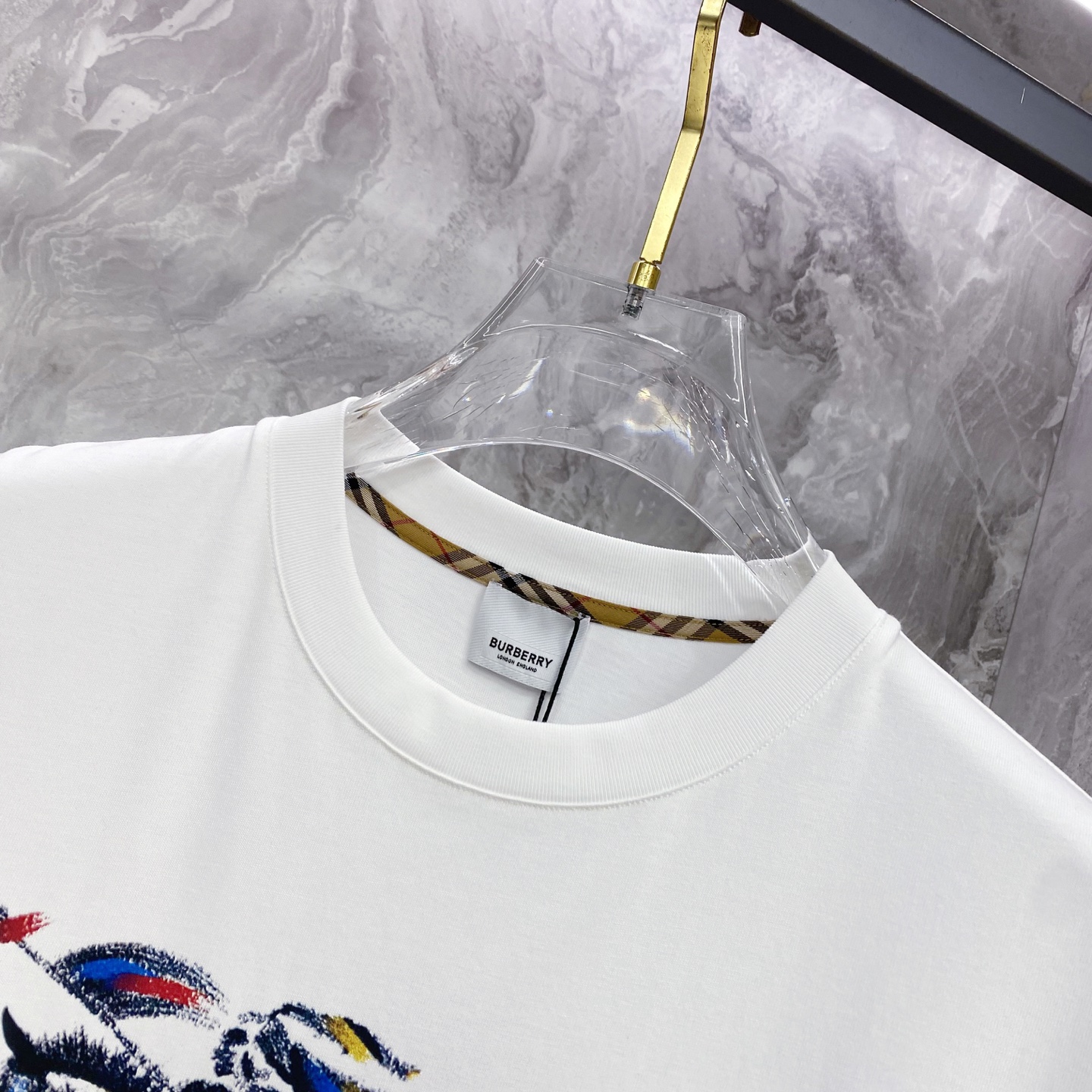 Burberry 巴宝莉 2026ss 春夏新款首发专柜最新款短袖圆领T恤 高端订制 设计前卫时尚！品牌