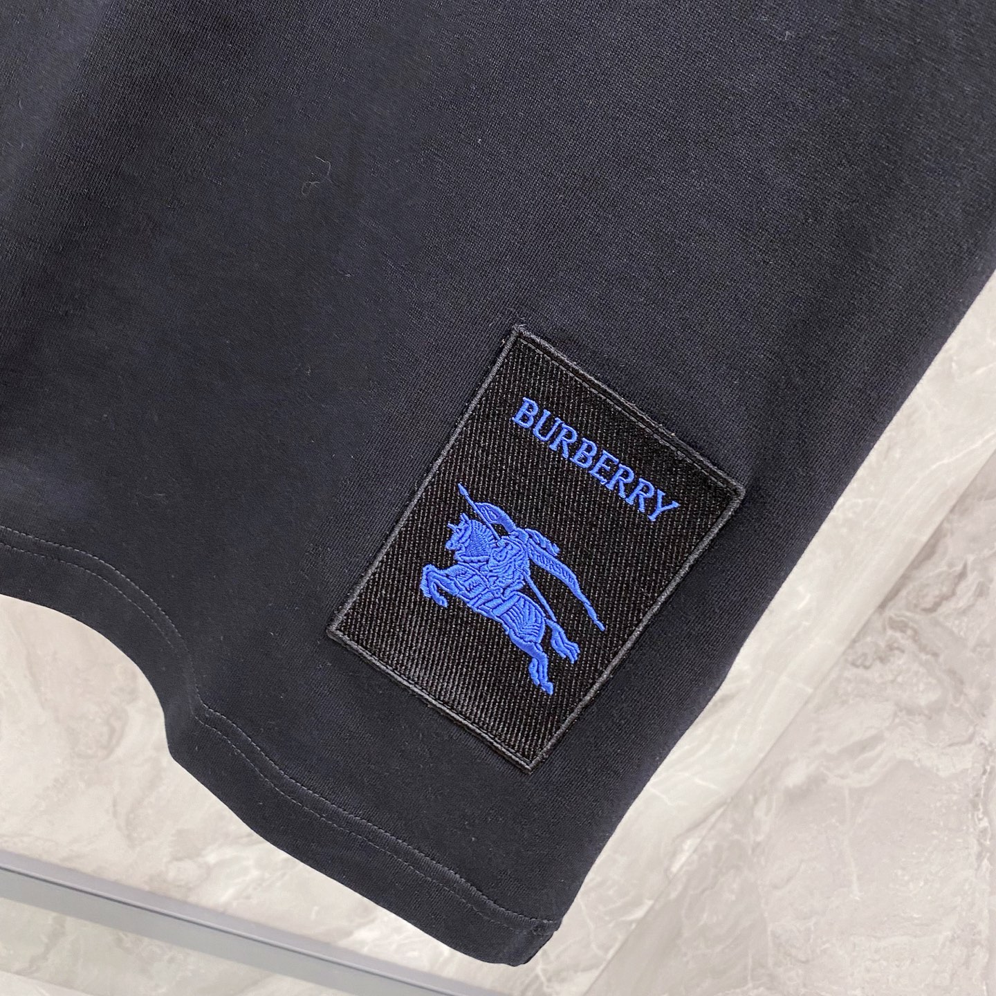 Burberry 巴宝莉 2026ss 春夏新款首发专柜最新款短袖圆领T恤 高端订制 设计前卫时尚！品牌