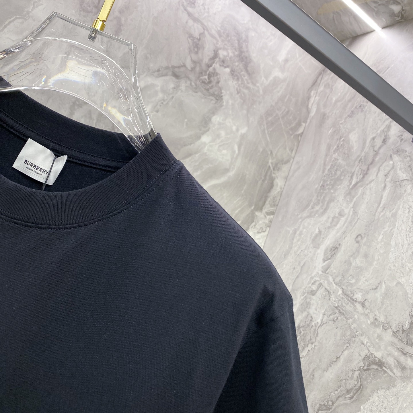 Burberry 巴宝莉 2026ss 春夏新款首发专柜最新款短袖圆领T恤 高端订制 设计前卫时尚！品牌