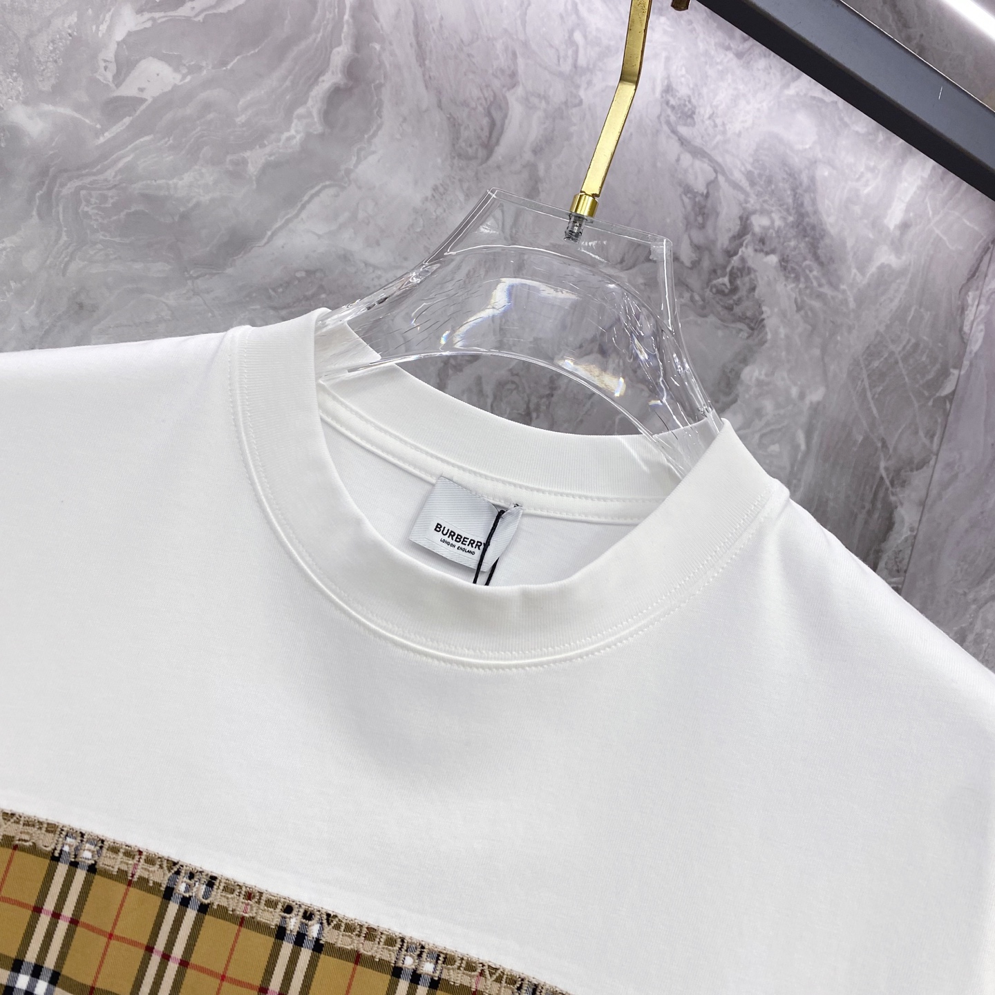 Burberry 巴宝莉 2026ss 春夏新款首发专柜最新款短袖圆领T恤 高端订制 设计前卫时尚！品牌