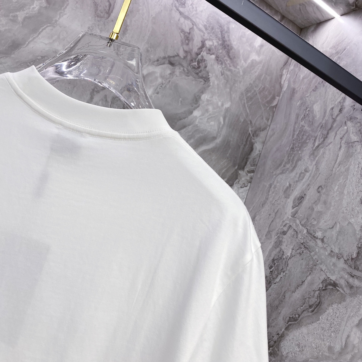 Burberry 巴宝莉 2026ss 春夏新款首发专柜最新款短袖圆领T恤 高端订制 设计前卫时尚！品牌