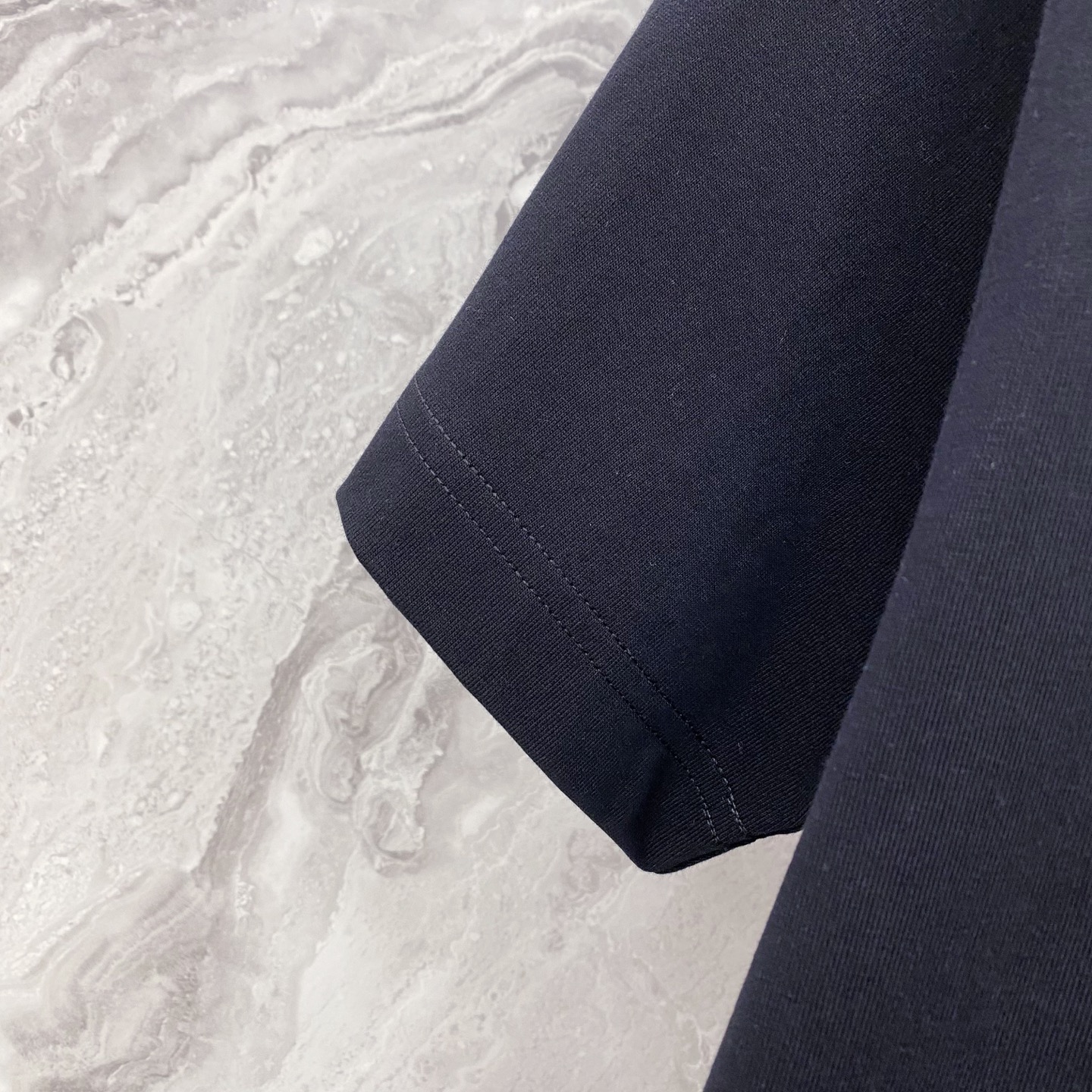 Prada 普拉达 2026ss 春夏新款首发专柜最新款短袖圆领T恤 高端订制 设计前卫时尚！品牌log