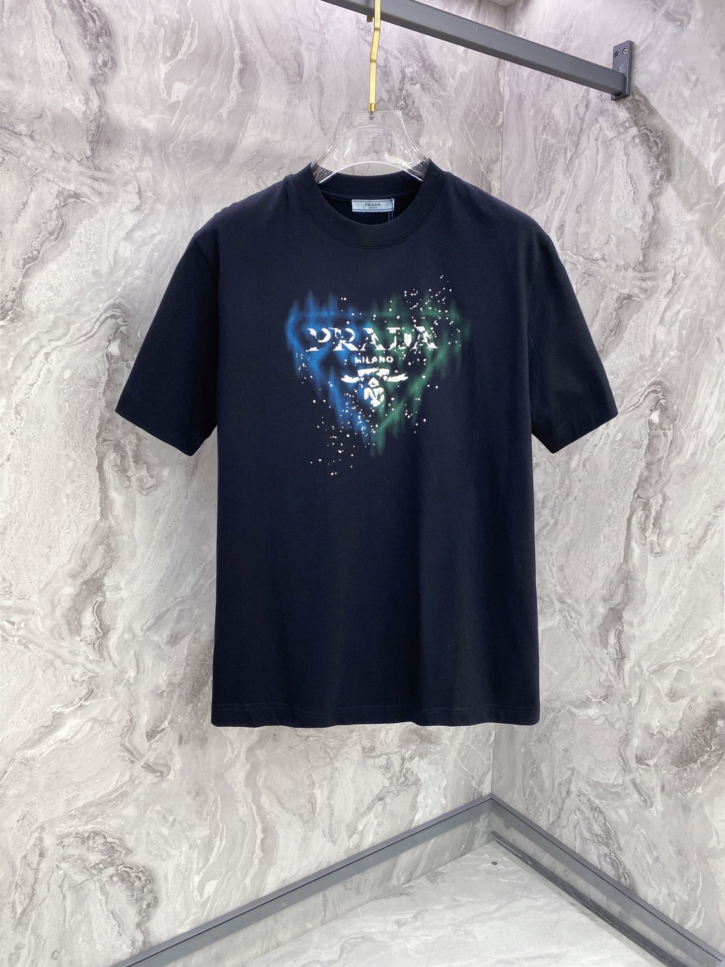 Prada 普拉达 2026ss 春夏新款首发专柜最新款短袖圆领T恤 高端订制 设计前卫时尚！品牌log