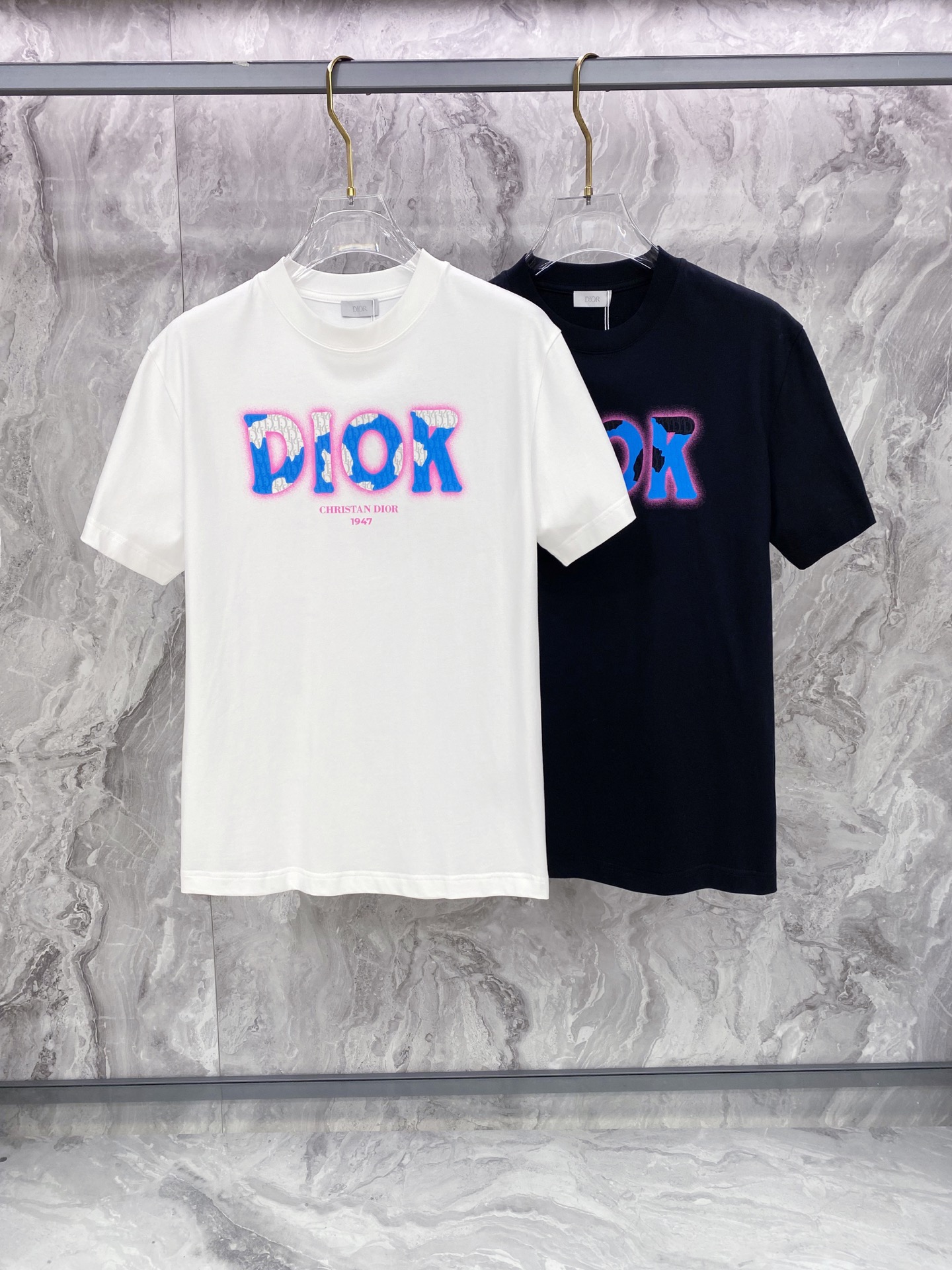 Dior 迪奥 2026ss 春夏新款首发专柜最新款短袖圆领T恤 高端订制 设计前卫时尚！品牌logo重