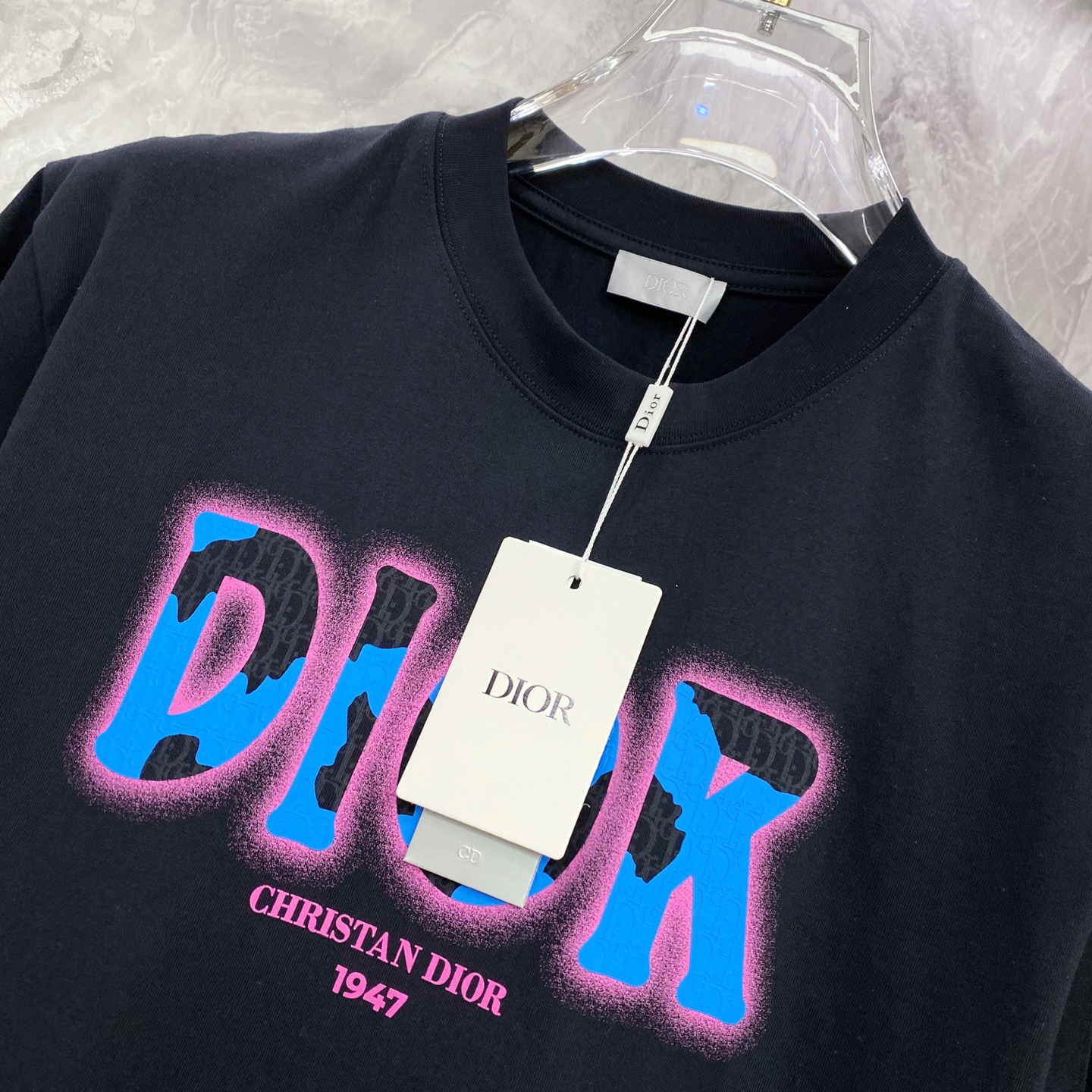 Dior 迪奥 2026ss 春夏新款首发专柜最新款短袖圆领T恤 高端订制 设计前卫时尚！品牌logo重