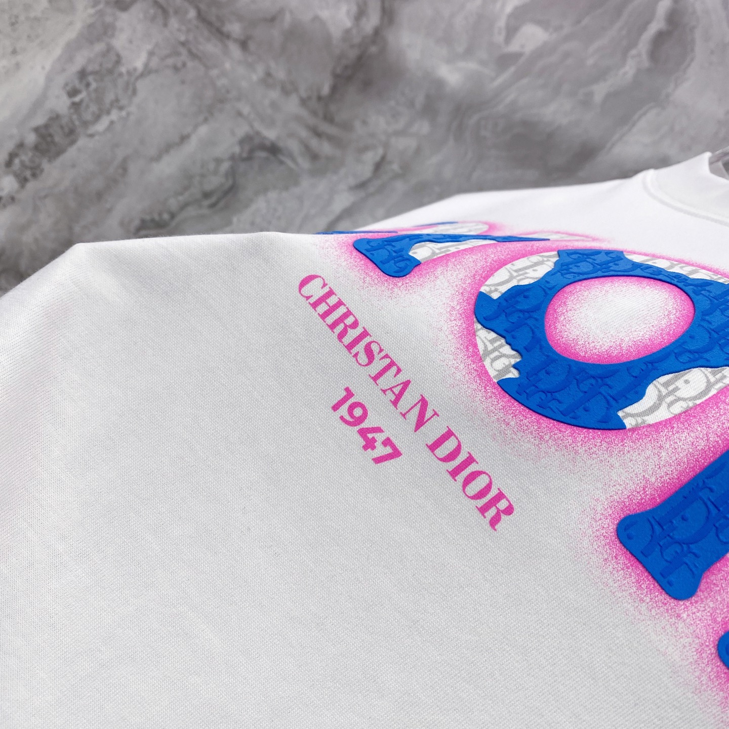 Dior 迪奥 2026ss 春夏新款首发专柜最新款短袖圆领T恤 高端订制 设计前卫时尚！品牌logo重