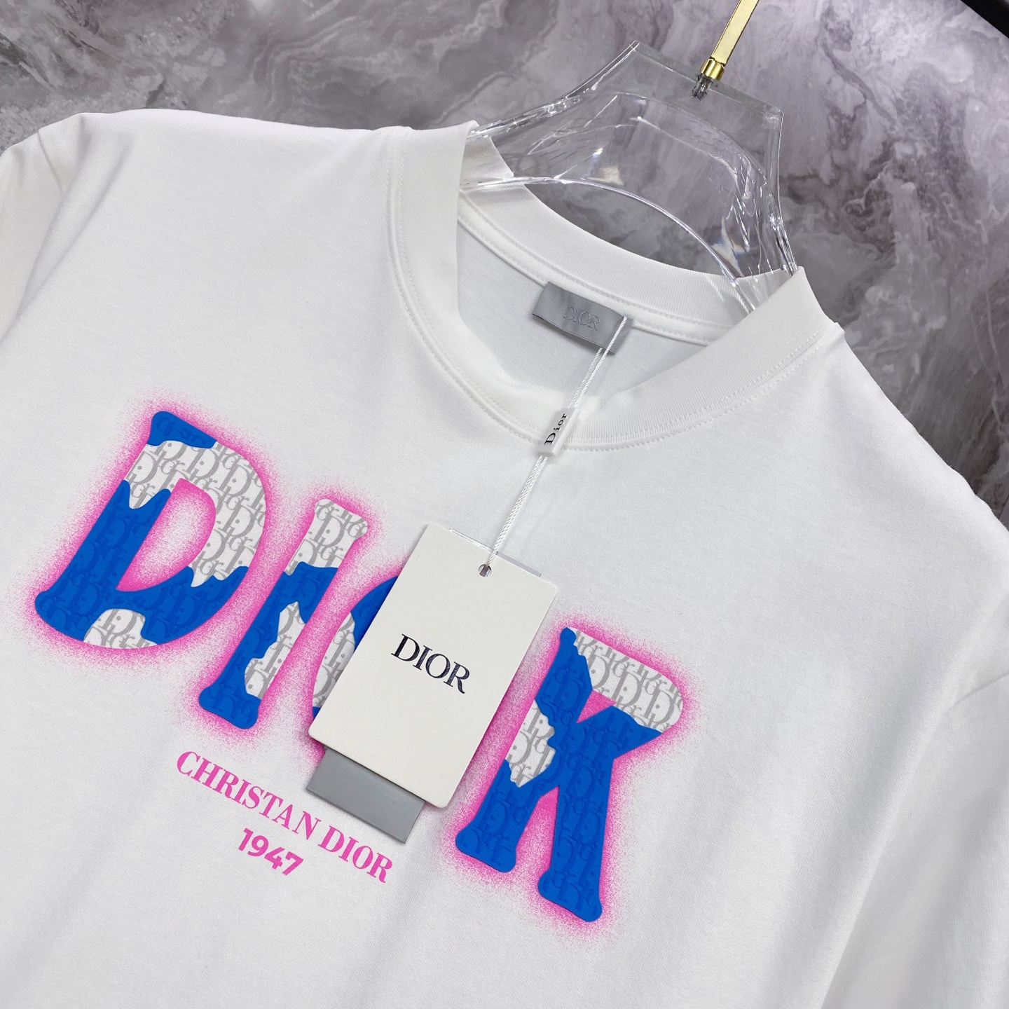 Dior 迪奥 2026ss 春夏新款首发专柜最新款短袖圆领T恤 高端订制 设计前卫时尚！品牌logo重