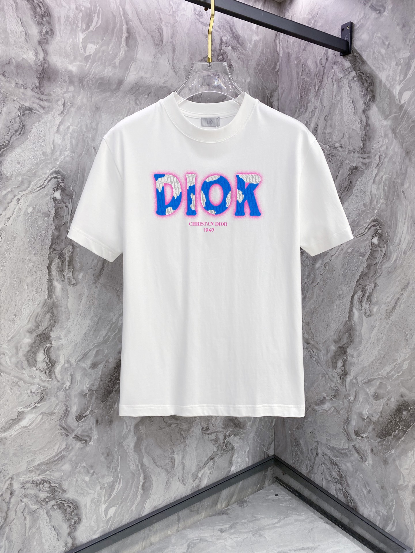 Dior 迪奥 2026ss 春夏新款首发专柜最新款短袖圆领T恤 高端订制 设计前卫时尚！品牌logo重