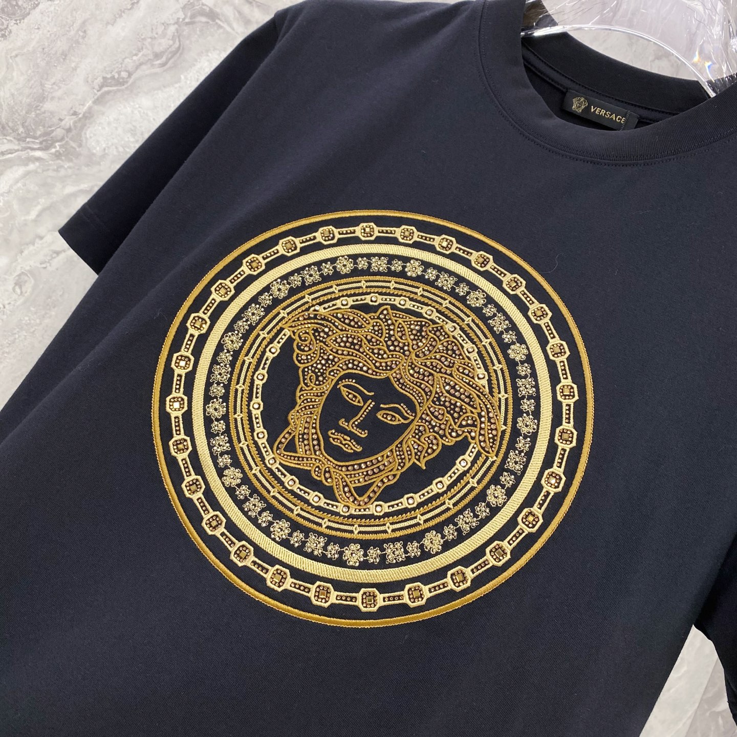 Versace 范思哲 2026ss 春夏新款首发专柜最新款短袖圆领T恤 高端订制 设计前卫时尚！品牌l