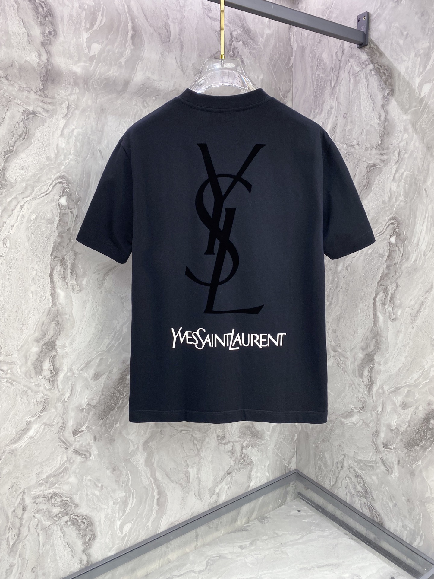 YSL 圣罗兰 2026ss 春夏新款首发专柜最新款短袖圆领T恤 高端订制 设计前卫时尚！品牌logo重