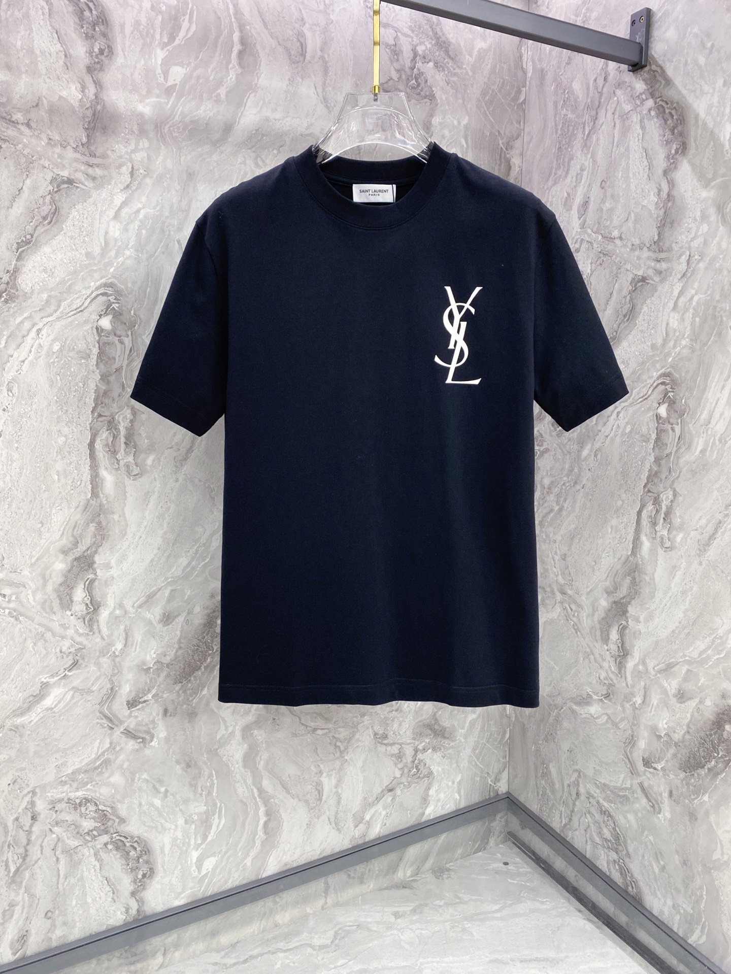 YSL 圣罗兰 2026ss 春夏新款首发专柜最新款短袖圆领T恤 高端订制 设计前卫时尚！品牌logo重