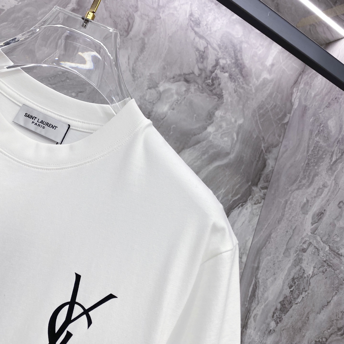 YSL 圣罗兰 2026ss 春夏新款首发专柜最新款短袖圆领T恤 高端订制 设计前卫时尚！品牌logo重