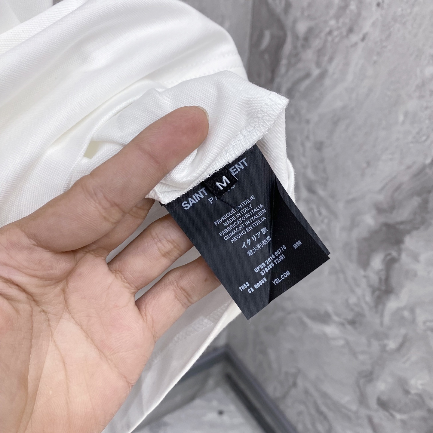 YSL 圣罗兰 2026ss 春夏新款首发专柜最新款短袖圆领T恤 高端订制 设计前卫时尚！品牌logo重