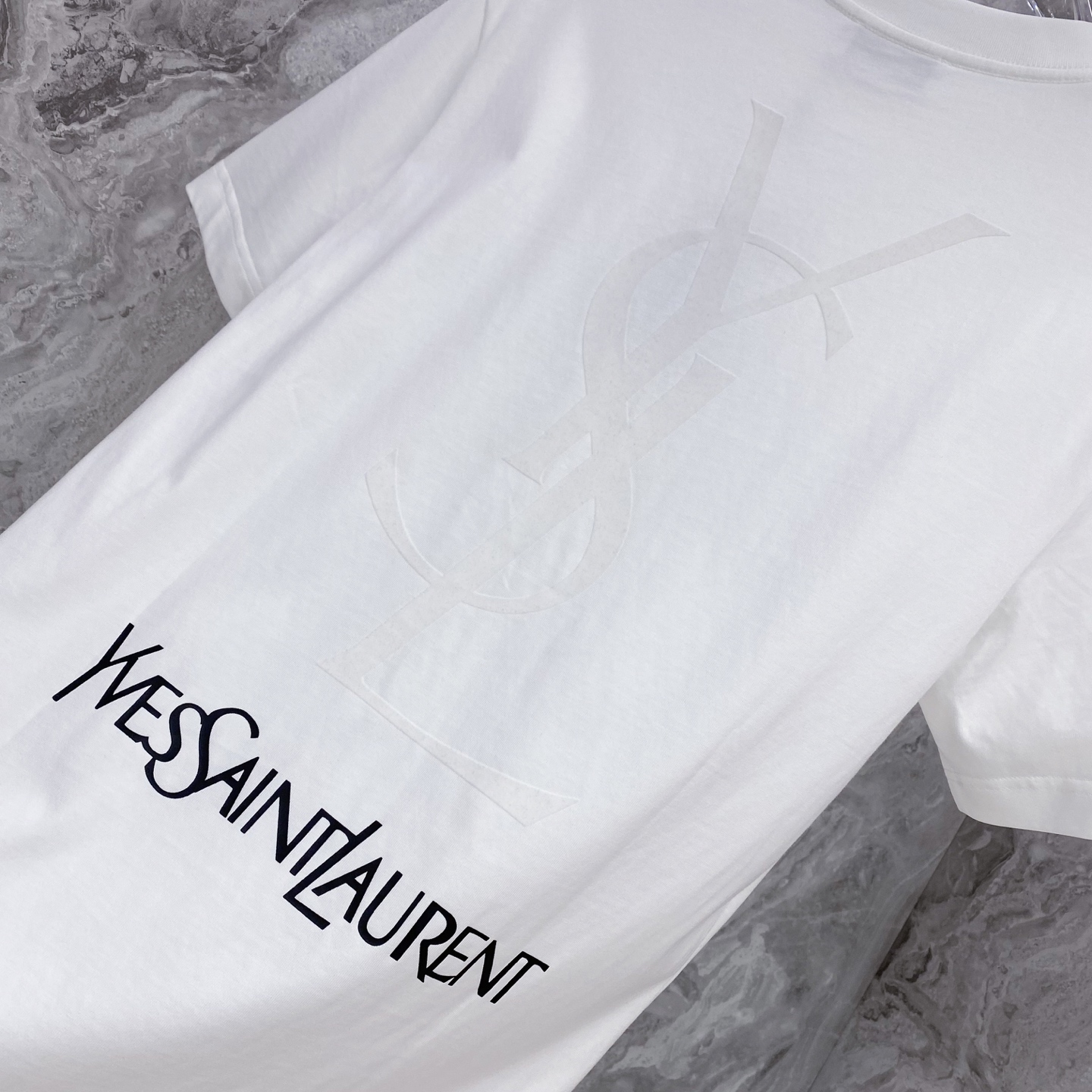 YSL 圣罗兰 2026ss 春夏新款首发专柜最新款短袖圆领T恤 高端订制 设计前卫时尚！品牌logo重