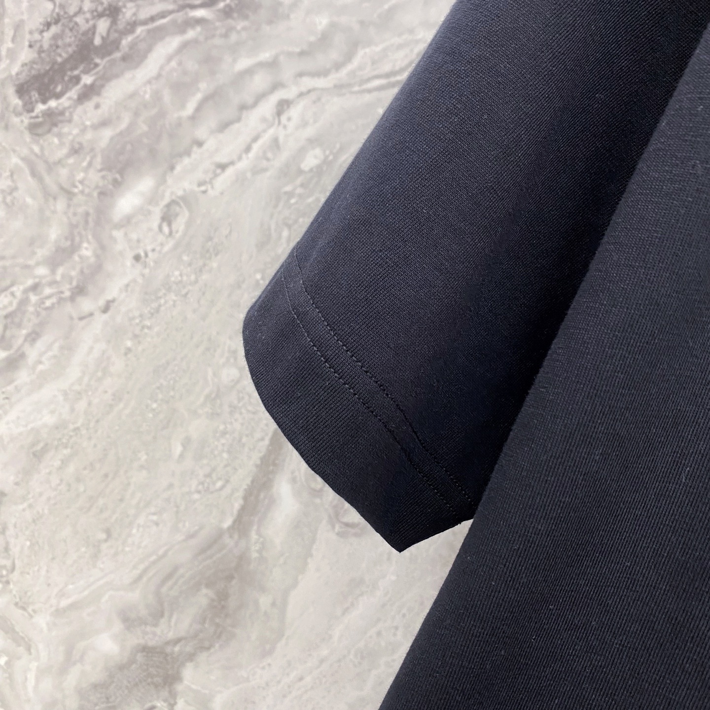 Burberry 巴宝莉 2026ss 春夏新款首发专柜最新款短袖圆领T恤 高端订制 设计前卫时尚！品牌