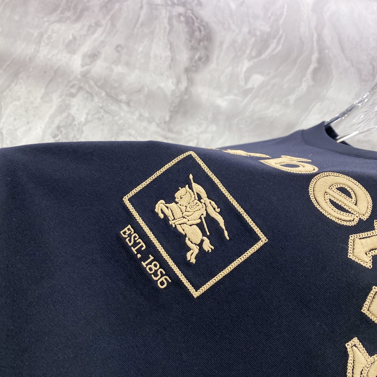 Burberry 巴宝莉 2026ss 春夏新款首发专柜最新款短袖圆领T恤 高端订制 设计前卫时尚！品牌