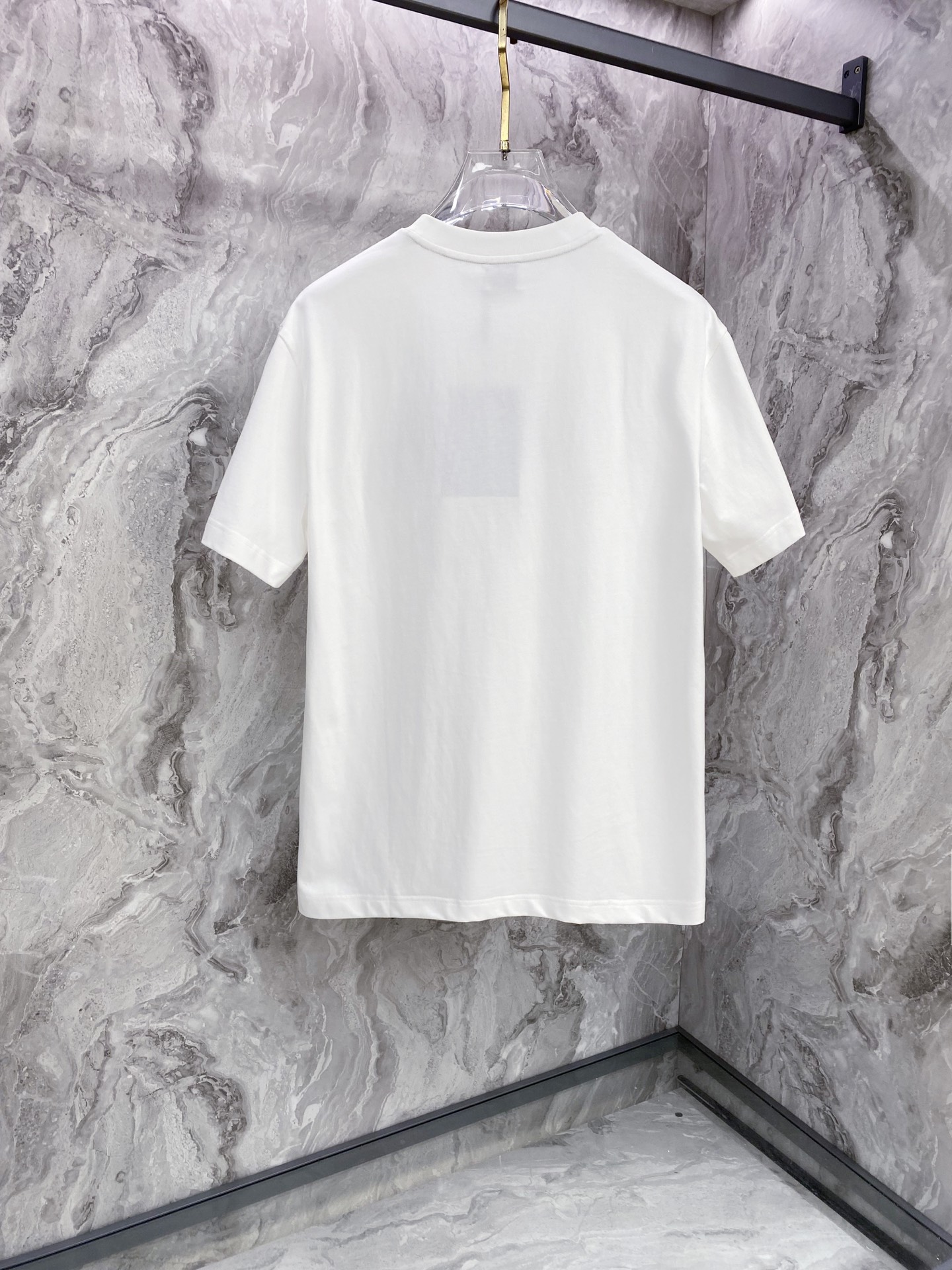 Burberry 巴宝莉 2026ss 春夏新款首发专柜最新款短袖圆领T恤 高端订制 设计前卫时尚！品牌