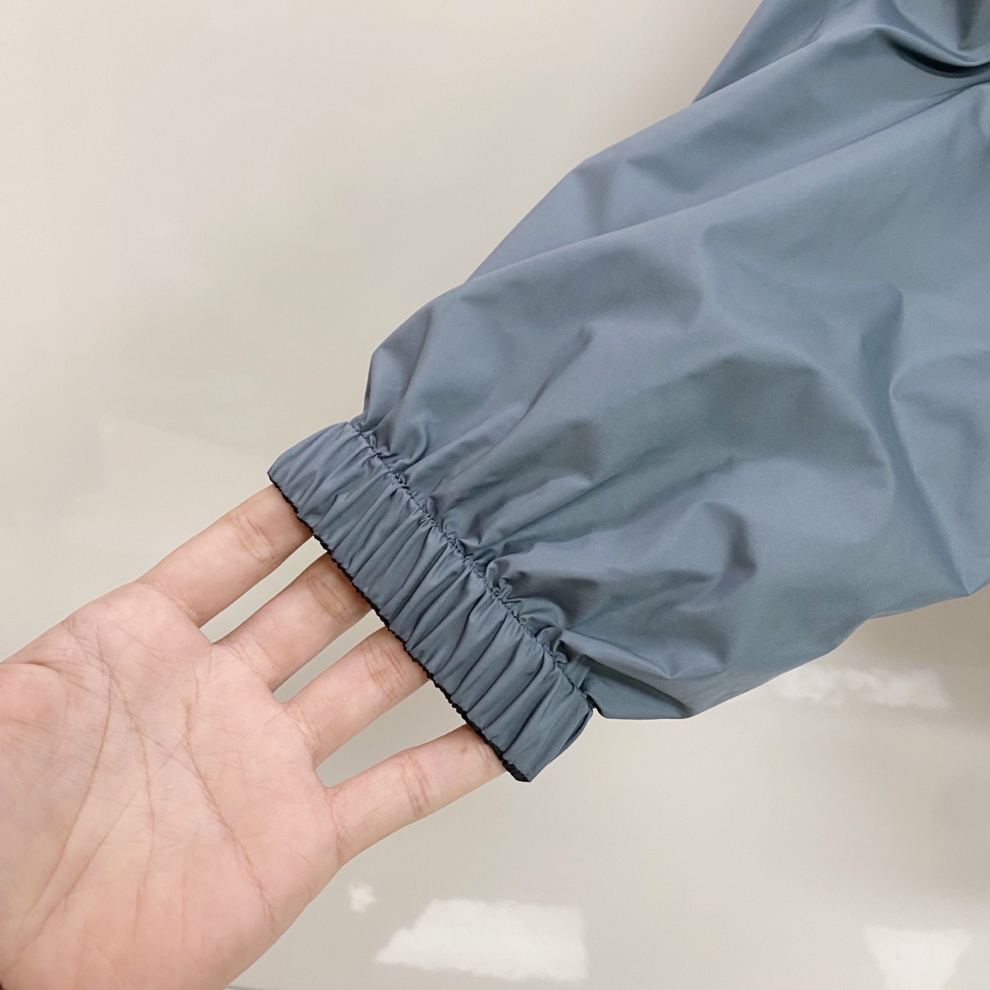 Prada 普拉达 双面穿 2026ss春季新款连帽夹克外套全高端版本！高定专柜面料辅料，透气舒适度高，