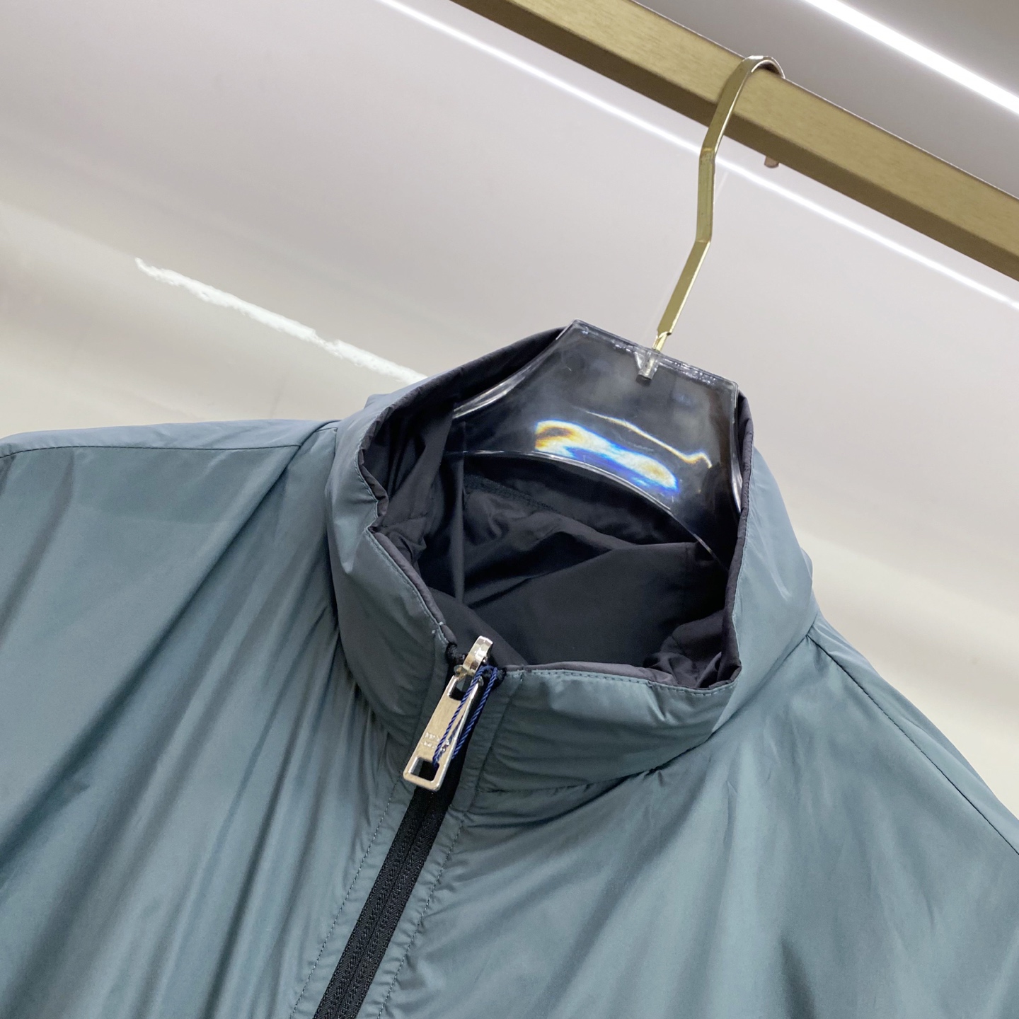 Prada 普拉达 双面穿 2026ss春季新款连帽夹克外套全高端版本！高定专柜面料辅料，透气舒适度高，