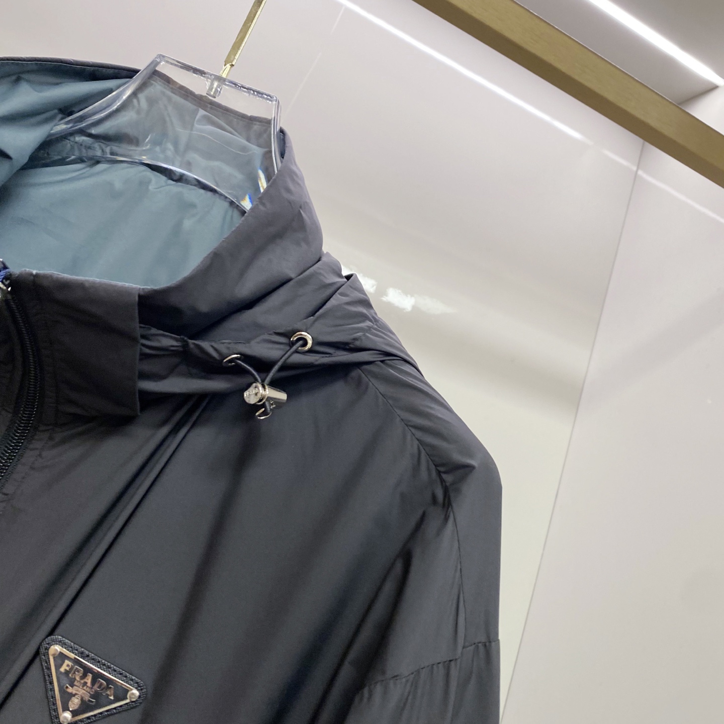 Prada 普拉达 双面穿 2026ss春季新款连帽夹克外套全高端版本！高定专柜面料辅料，透气舒适度高，