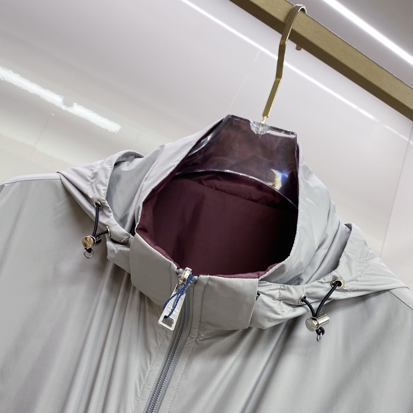 Prada 普拉达 双面穿 2026ss春季新款连帽夹克外套全高端版本！高定专柜面料辅料，透气舒适度高，