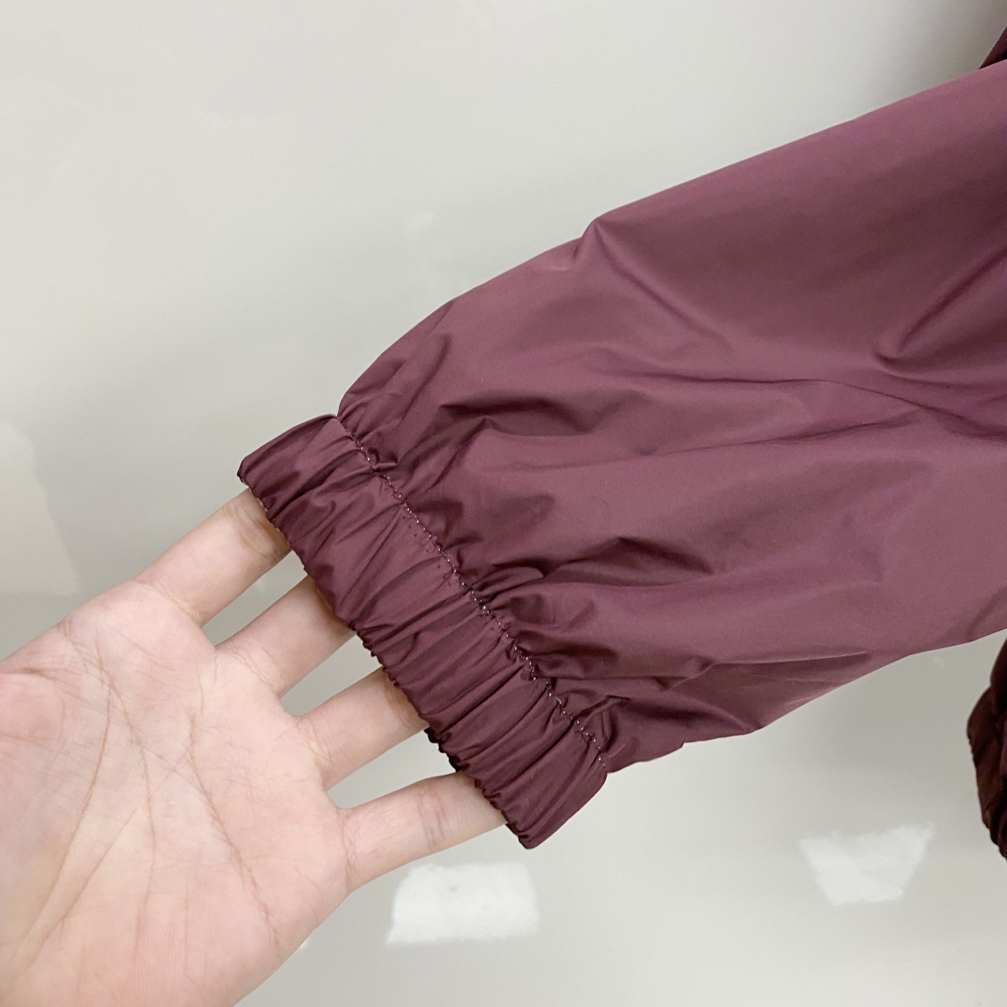 Prada 普拉达 双面穿 2026ss春季新款连帽夹克外套全高端版本！高定专柜面料辅料，透气舒适度高，