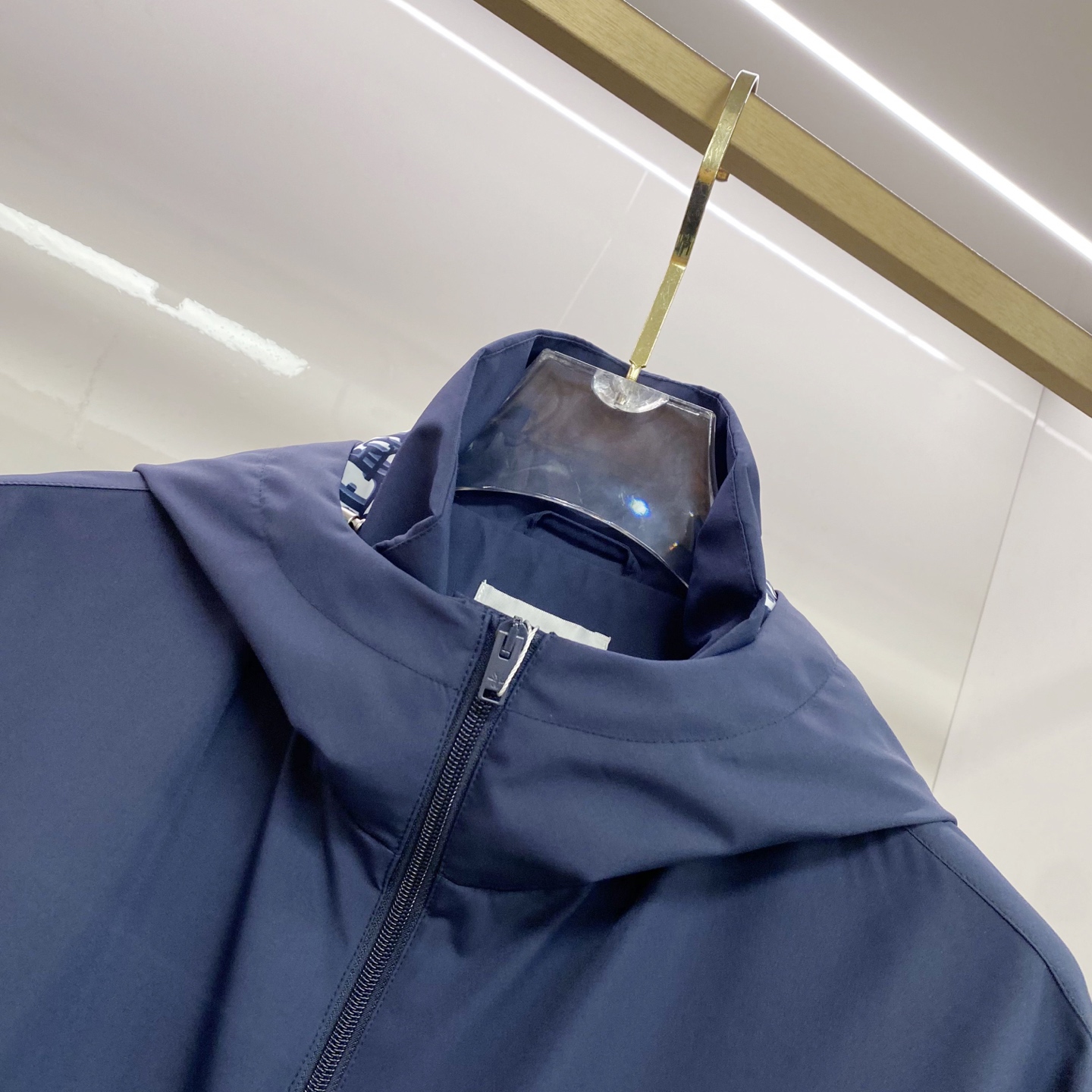 Dior 迪奥 2026ss春季新款连帽夹克外套全高端版本！高定专柜面料辅料，透气舒适度高，细节无可挑剔